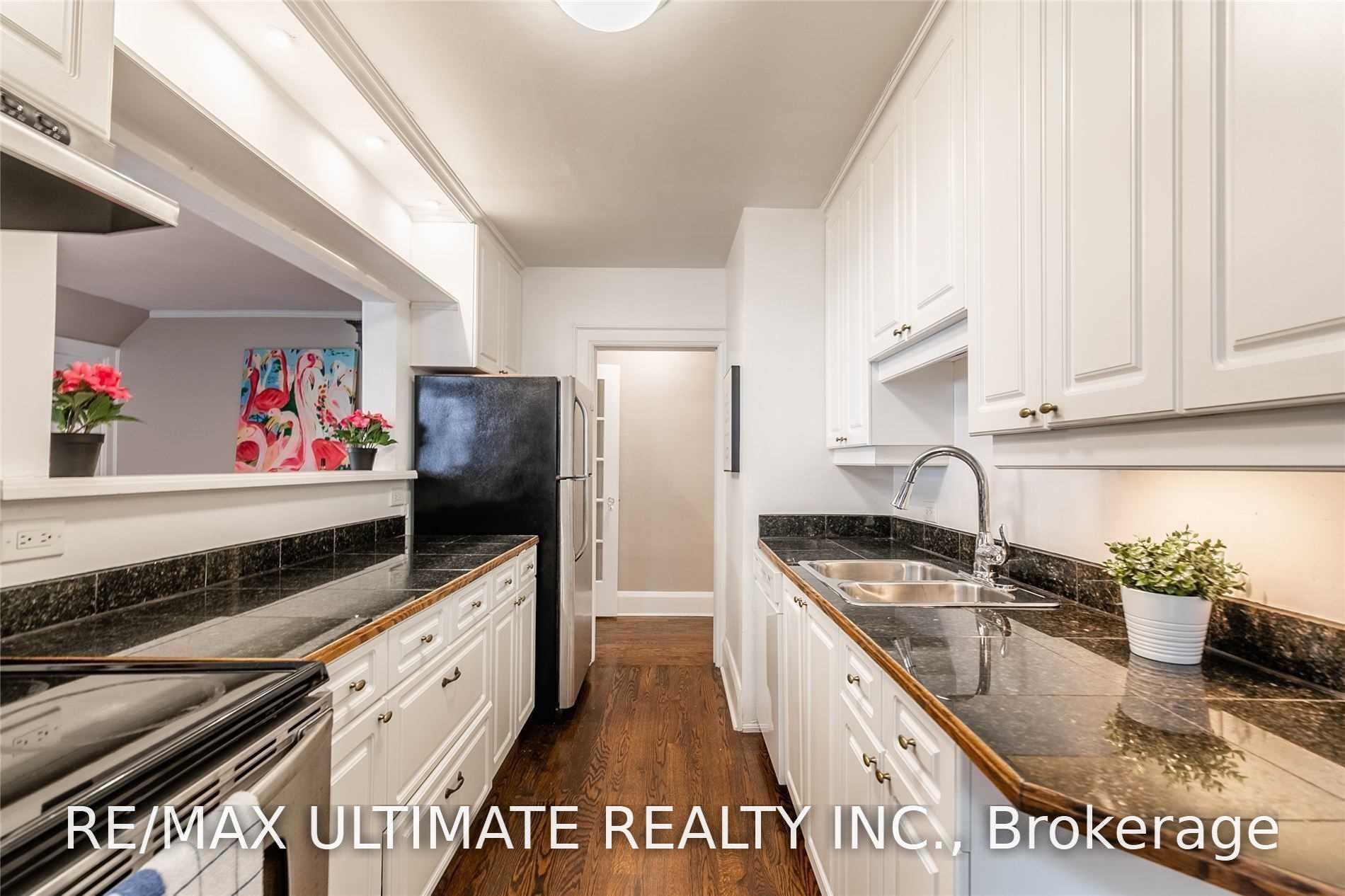 Photo 18 of Unit 4, 470 Oriole Parkway, Toronto, Yonge-Eglinton — HOMEH