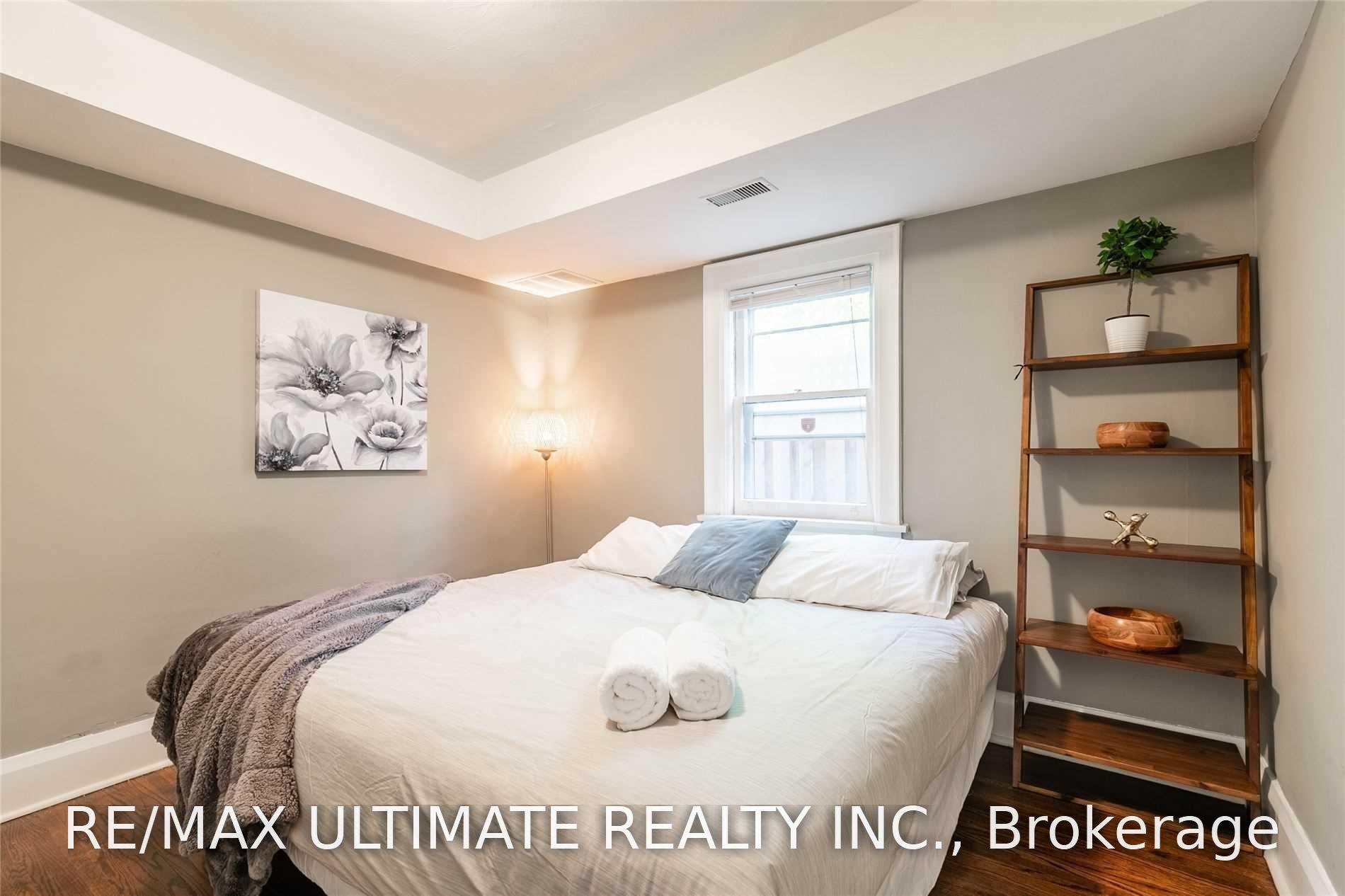 Photo 29 of Unit 4, 470 Oriole Parkway, Toronto, Yonge-Eglinton — HOMEH