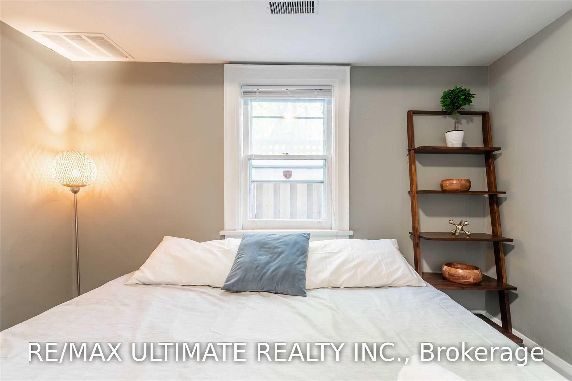Photo 30 of Unit 4, 470 Oriole Parkway, Toronto, Yonge-Eglinton — HOMEH