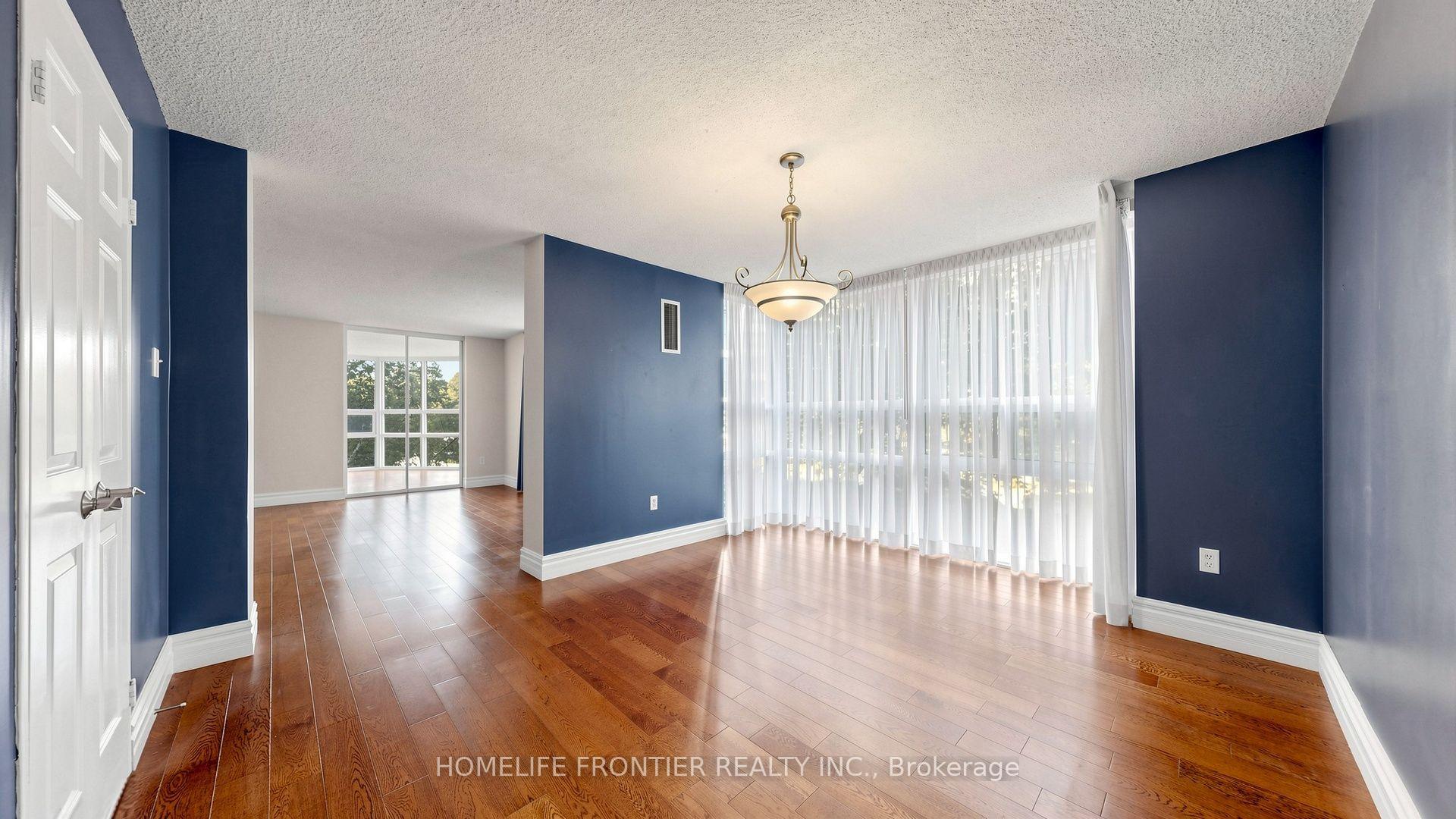 Photo 18 of Unit 203, 131 Beecroft Road, North York, Lansing-Westgate — HOMEH