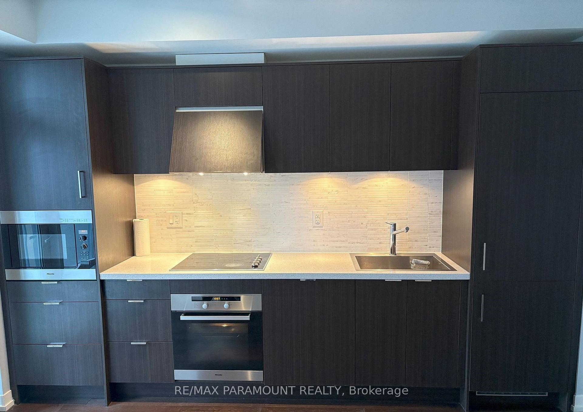 Photo 9 of Unit 1103, 21 Widmer Street, Toronto, Waterfront Communities — HOMEH