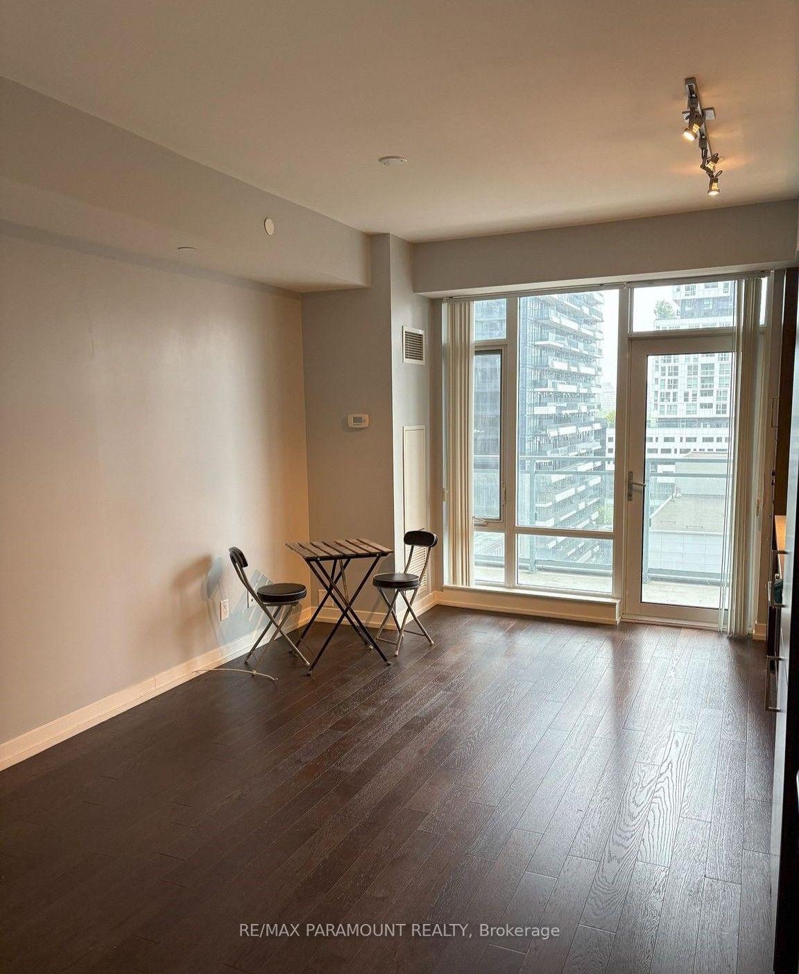 Photo 15 of Unit 1103, 21 Widmer Street, Toronto, Waterfront Communities — HOMEH