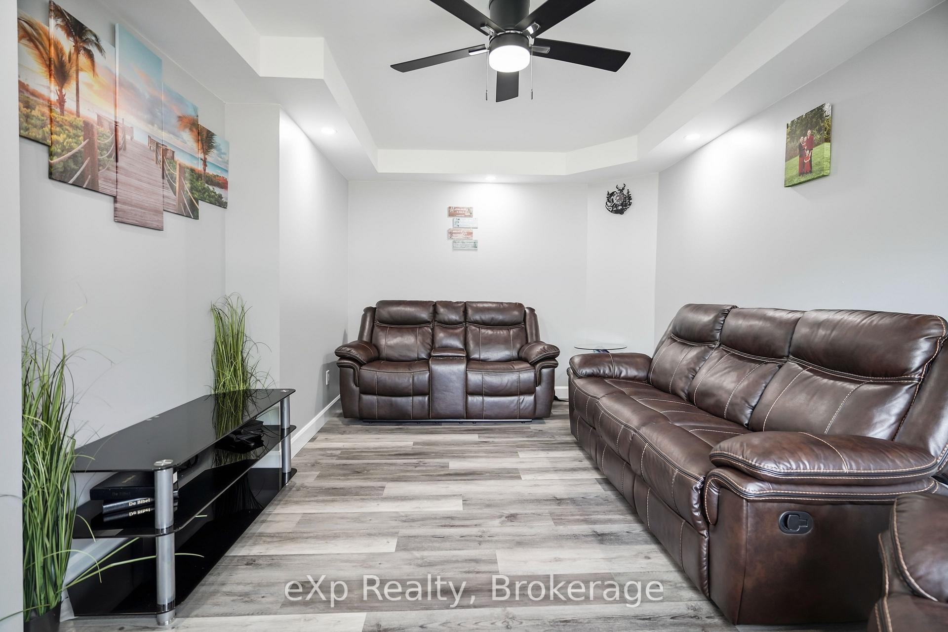 Photo 5 of 1060 Sanderson Street, Howick — HOMEH