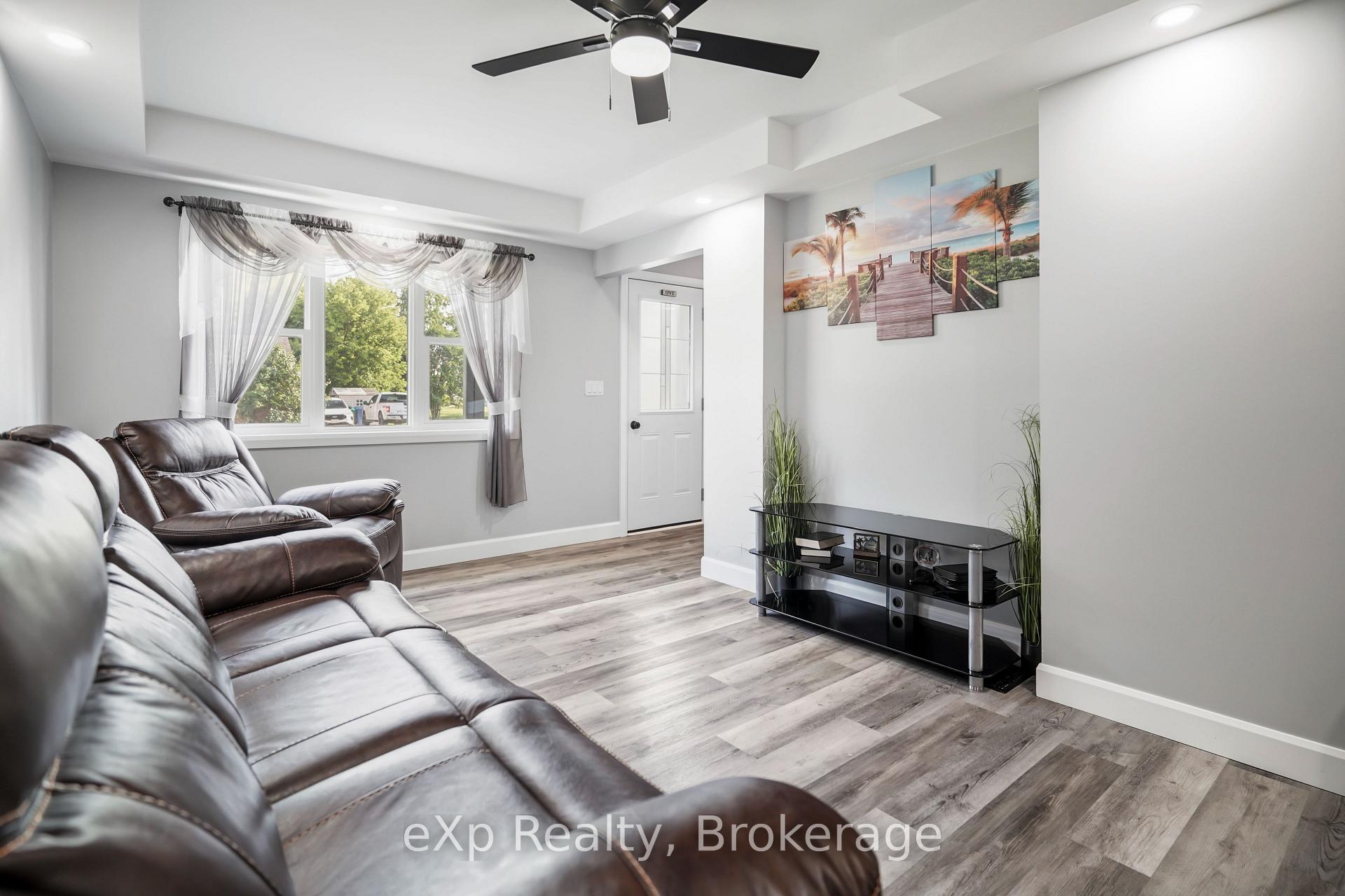 Photo 6 of 1060 Sanderson Street, Howick — HOMEH