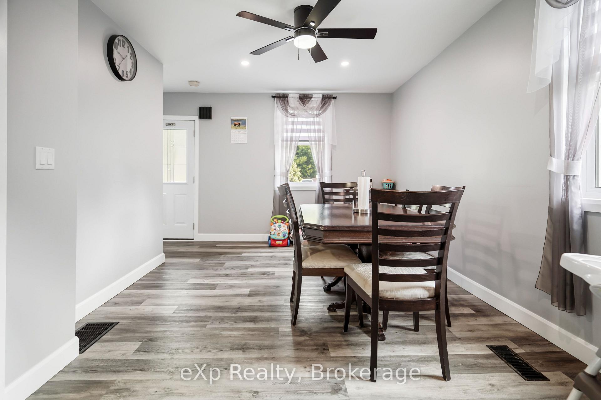 Photo 8 of 1060 Sanderson Street, Howick — HOMEH