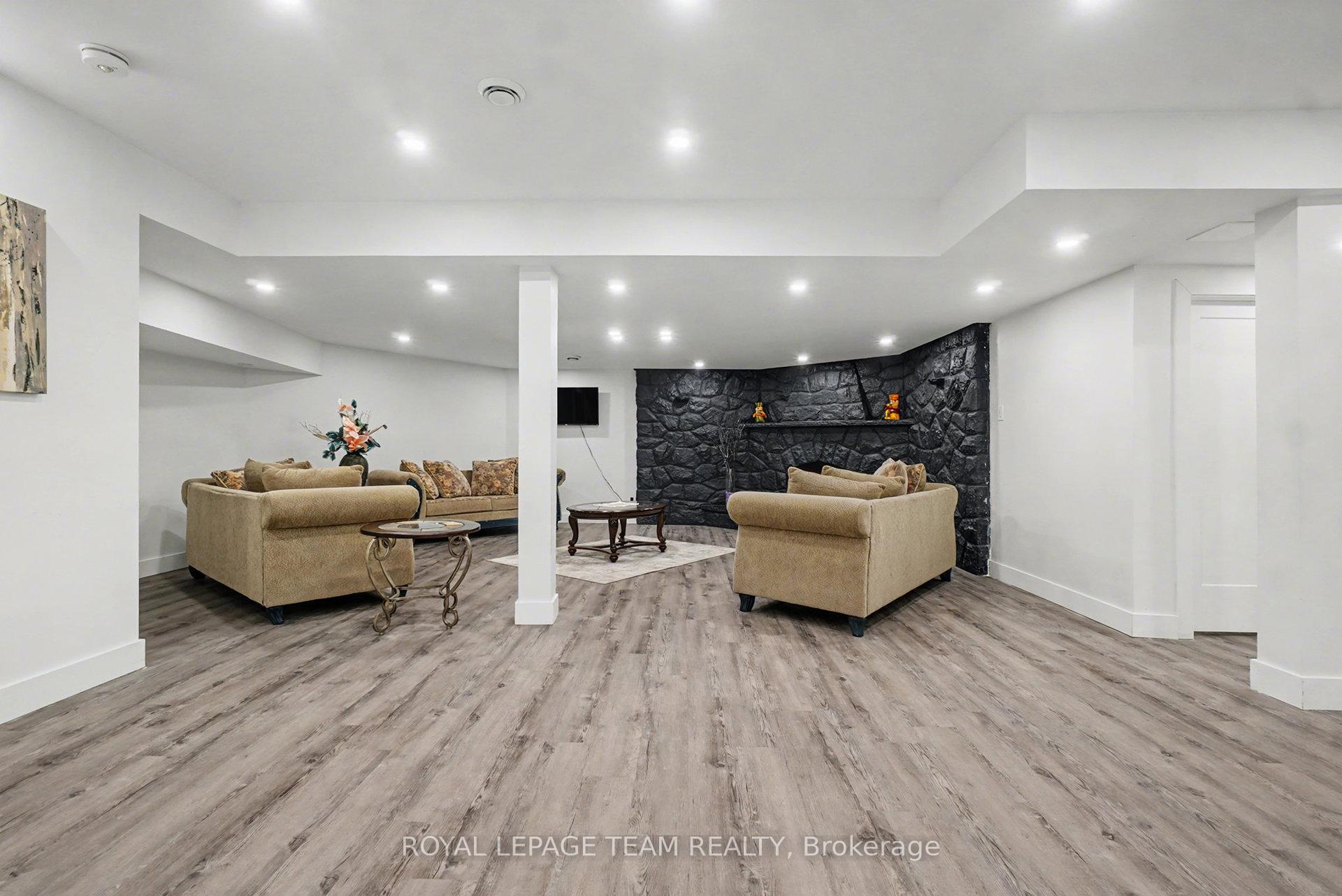 Photo 3 of 1570 River Road, Ottawa, Manotick East to Manotick Station — HOMEH