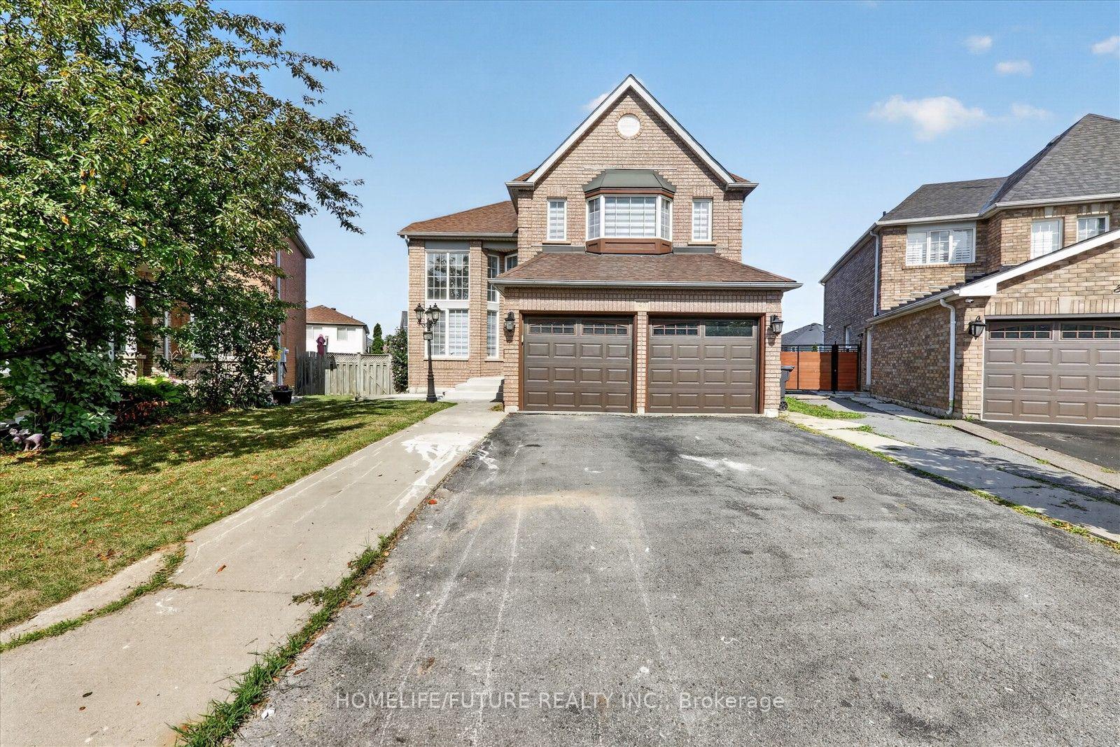 Photo 3 of 40 Tobosa Trail, Brampton, Sandringham-Wellington — HOMEH