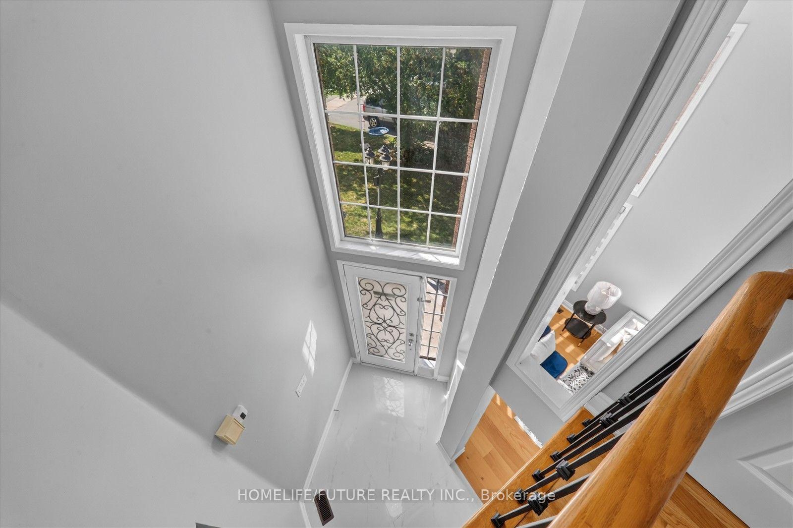 Photo 23 of 40 Tobosa Trail, Brampton, Sandringham-Wellington — HOMEH