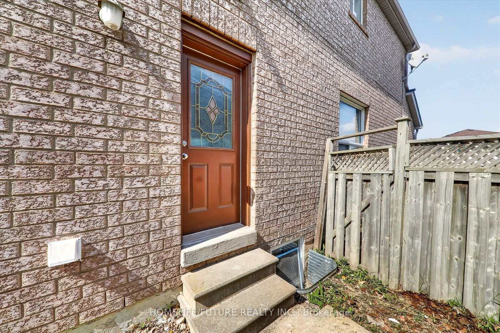 Photo 46 of 40 Tobosa Trail, Brampton, Sandringham-Wellington — HOMEH