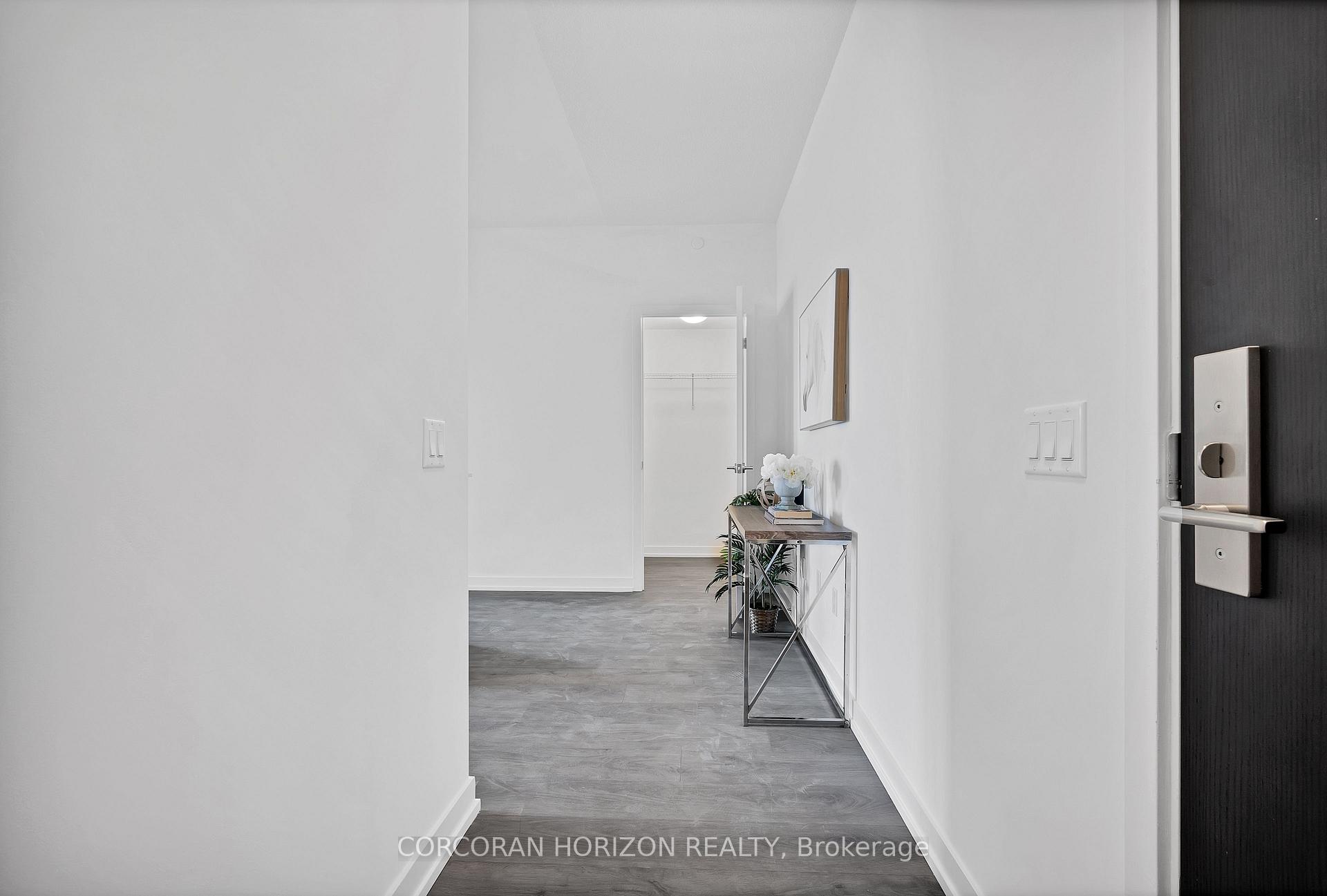 Photo 2 of Unit 1605, 55 Duke Street W, Kitchener, City Commercial Core — HOMEH