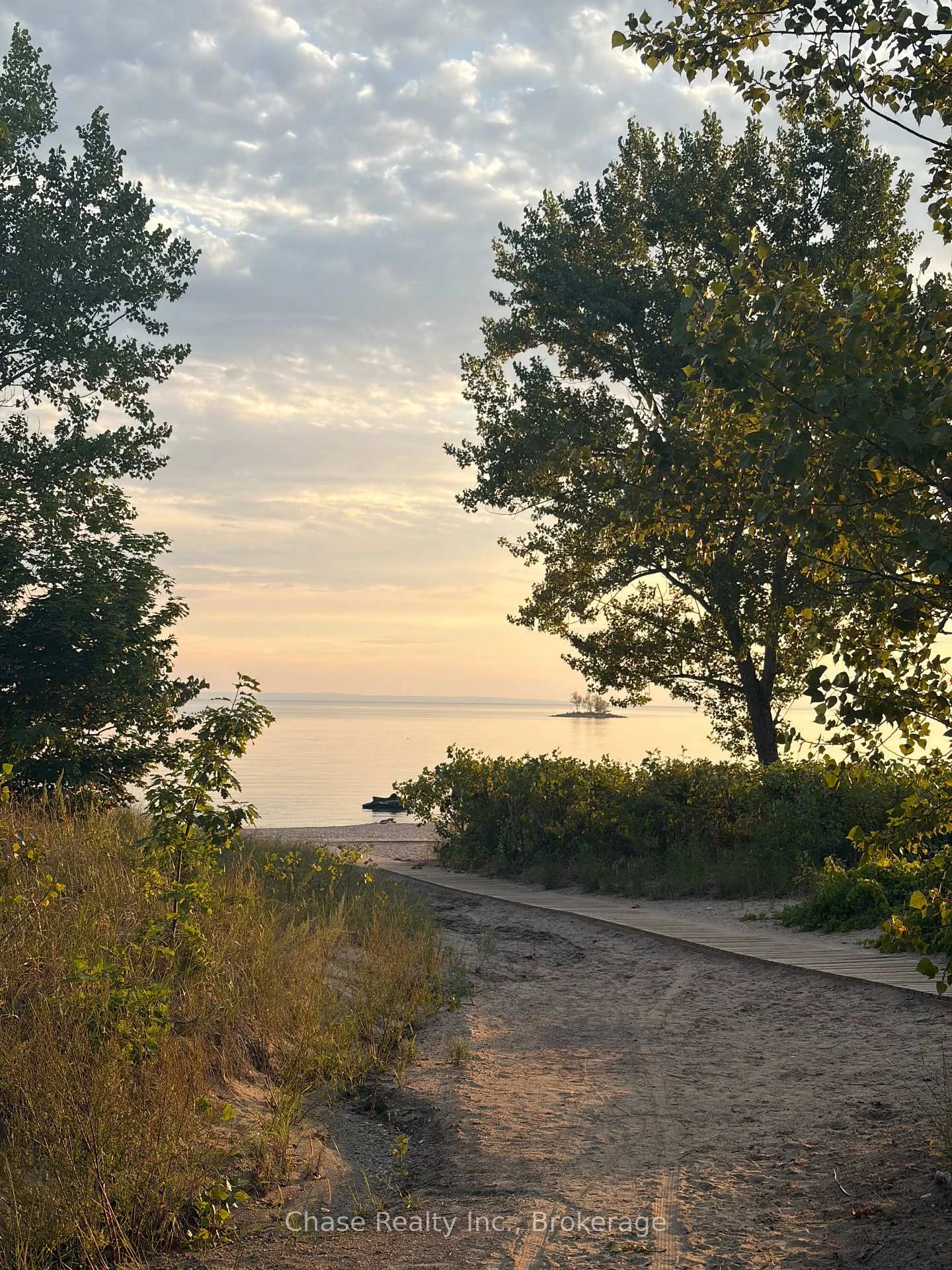 Photo 39 of 655 Tiny Beaches Road N, Tiny, Rural Tiny — HOMEH