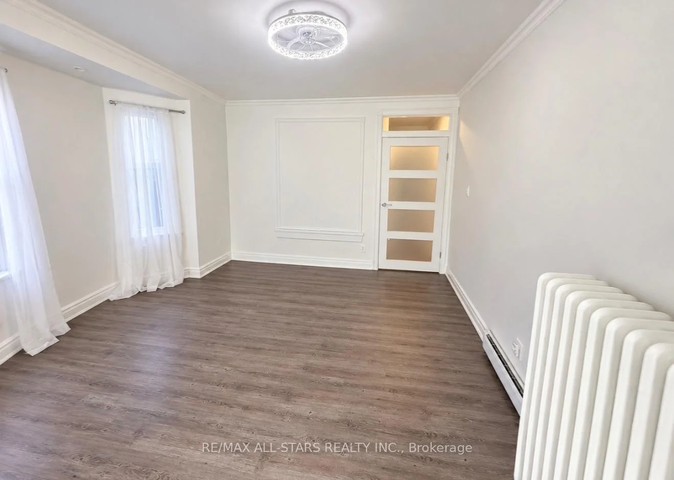 Photo 16 of Unit 200, 1918A Queen Street E, Toronto, The Beaches — HOMEH