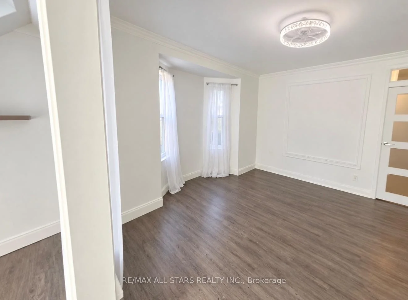 Photo 21 of Unit 200, 1918A Queen Street E, Toronto, The Beaches — HOMEH