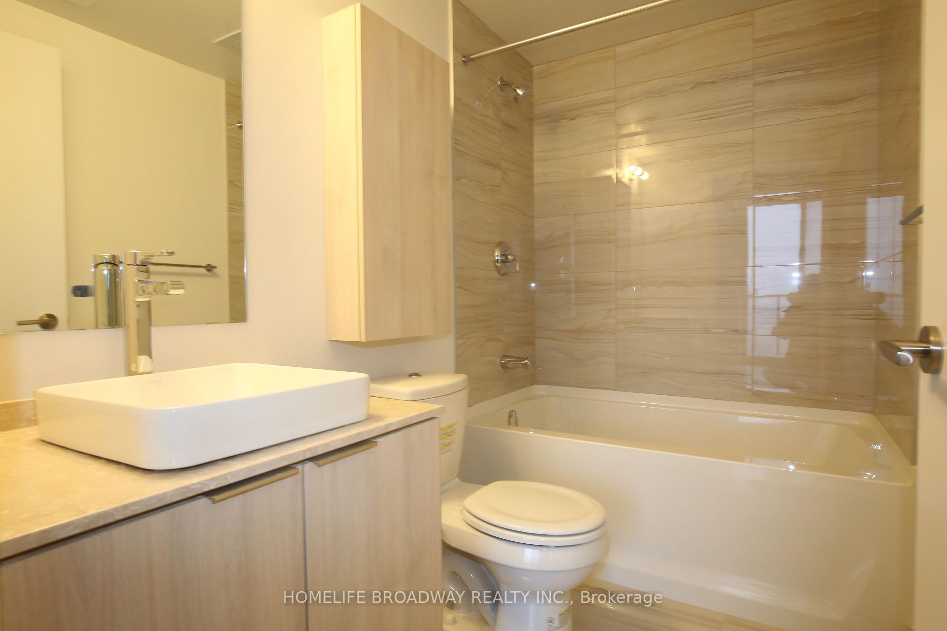 Photo 7 of Unit 5708, 11 Wellesley Street W, Toronto, Bay Street Corridor — HOMEH