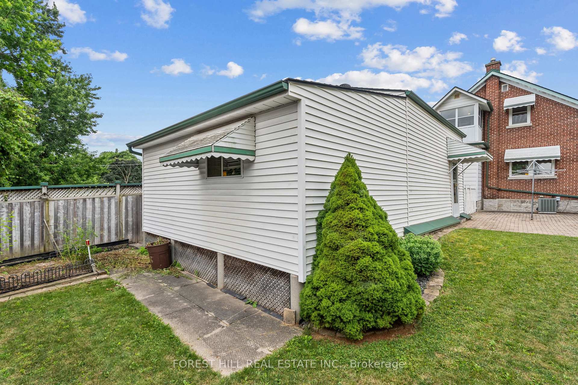 Photo 31 of 188 Wentworth Avenue, Kitchener, St. Marys Hospital — HOMEH