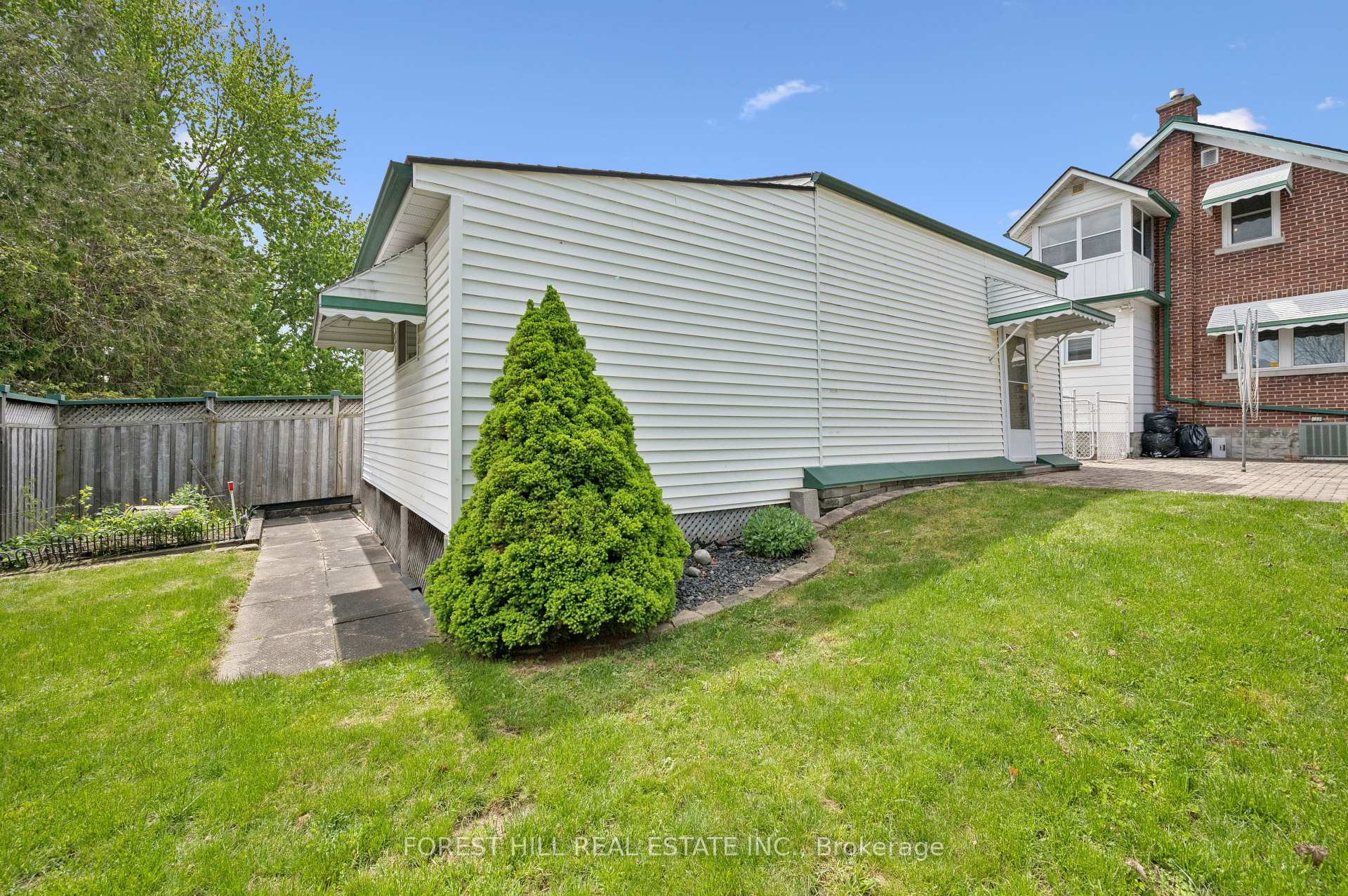Photo 32 of 188 Wentworth Avenue, Kitchener, St. Marys Hospital — HOMEH