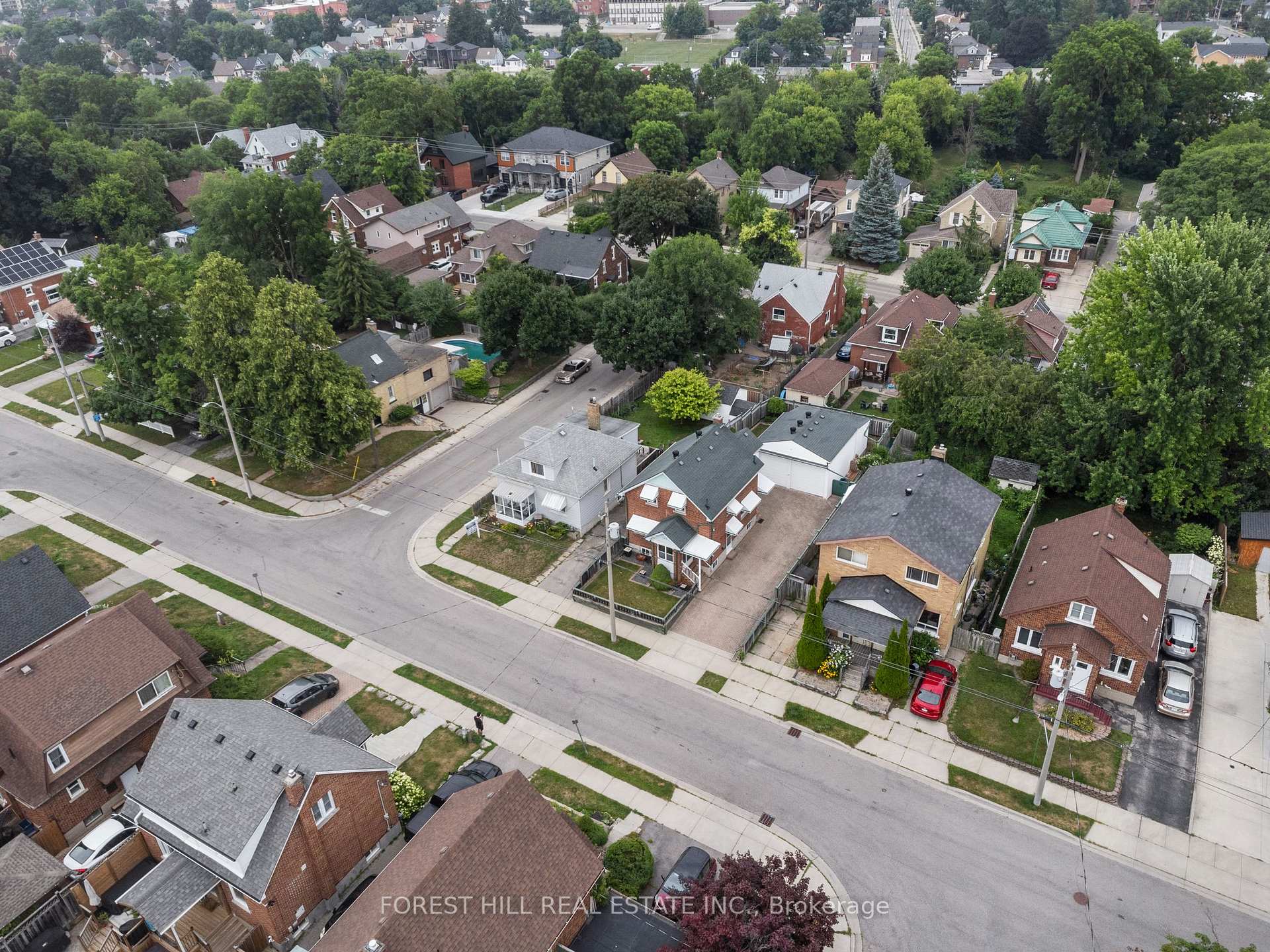 Photo 35 of 188 Wentworth Avenue, Kitchener, St. Marys Hospital — HOMEH