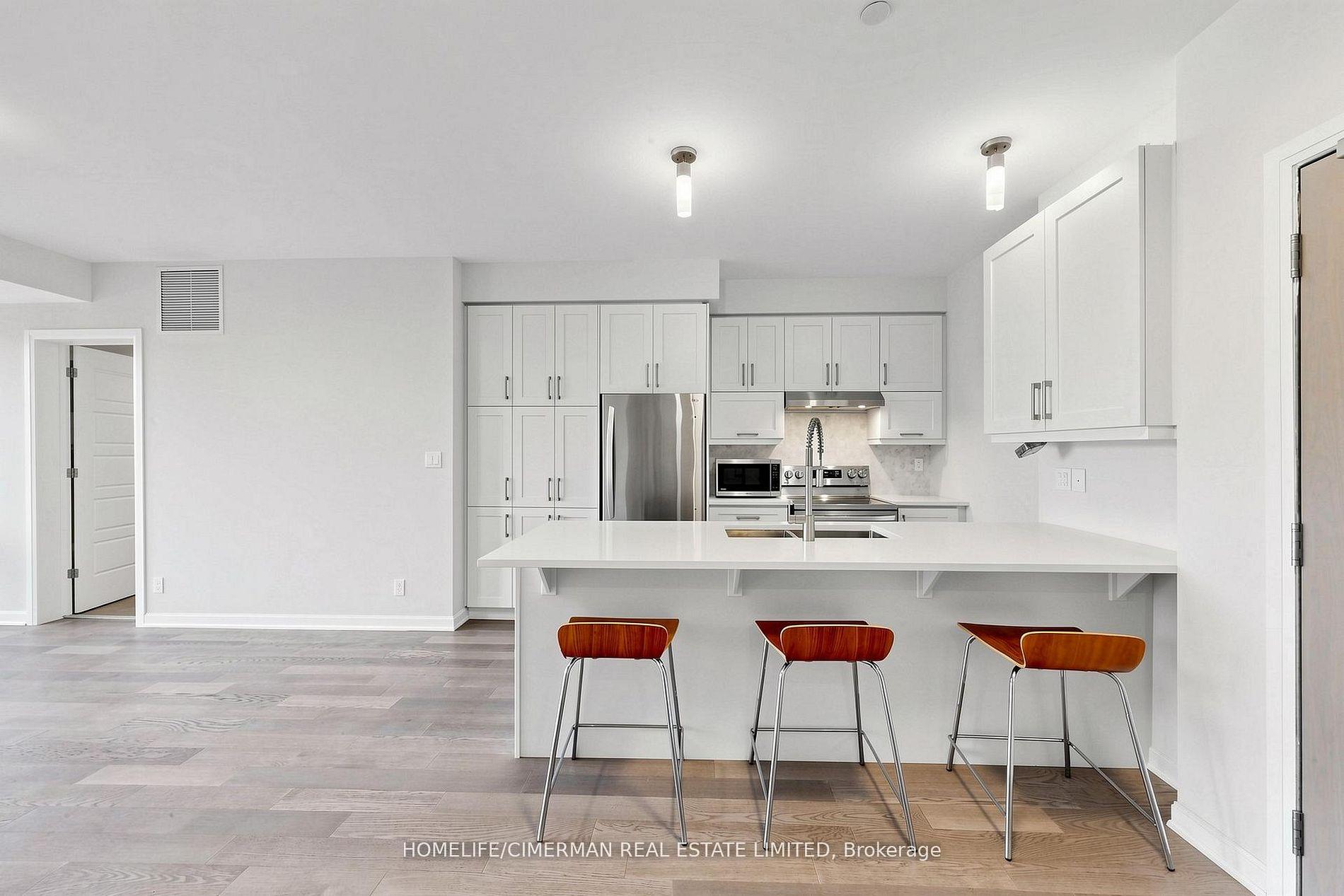Photo 15 of Unit 113, 3028 Creekshore Common, Oakville, Rural Oakville — HOMEH