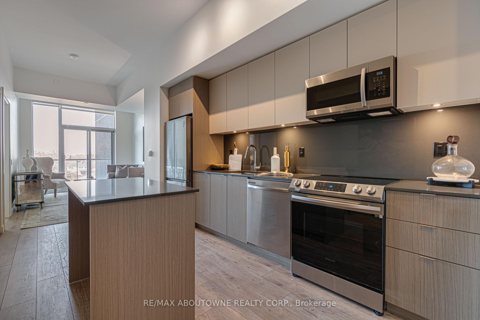 Photo 3 of Unit BO509, 133 Bronte Road, Oakville, Bronte — HOMEH