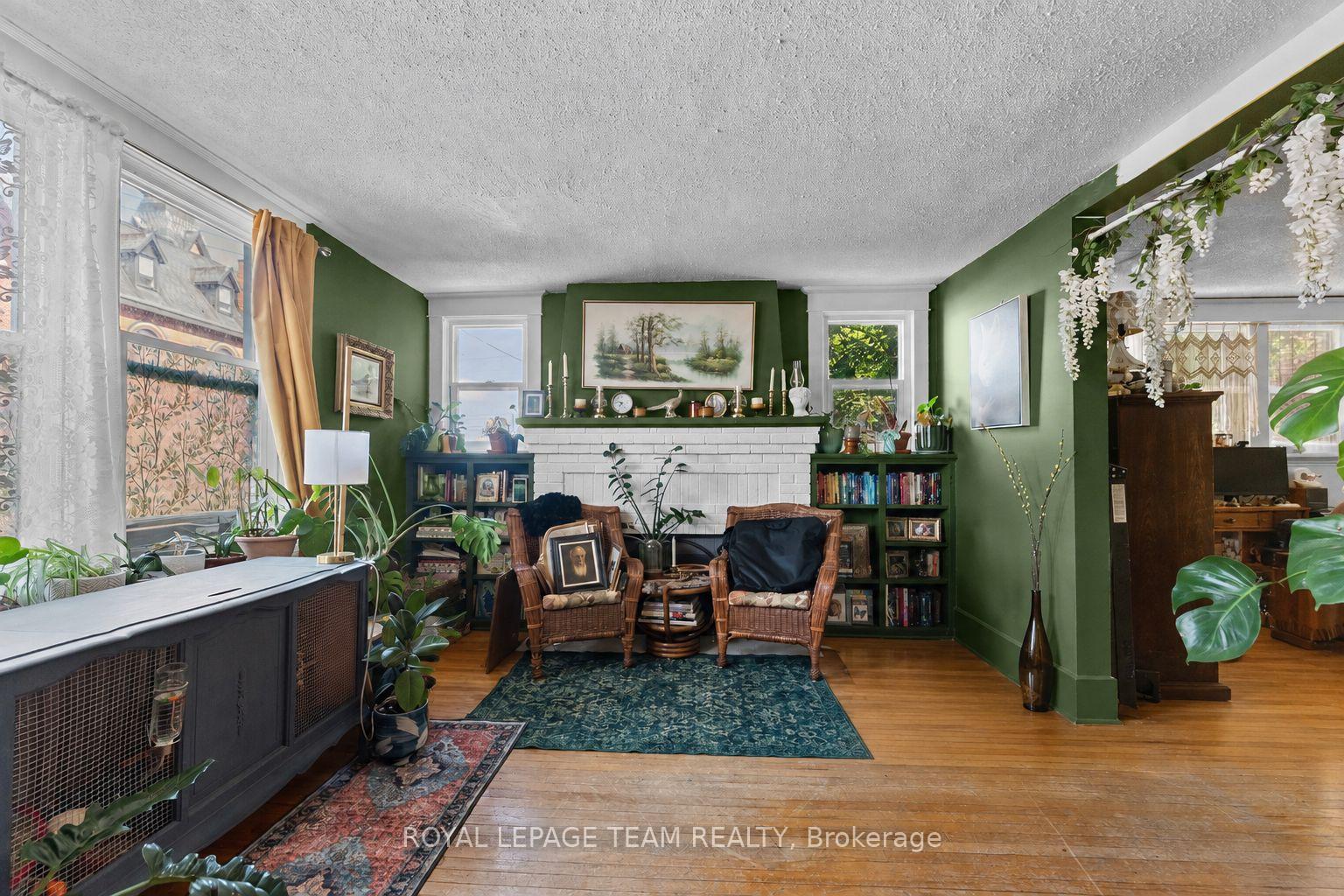 Photo 12 of 229 Cecelia Street, Pembroke, Pembroke — HOMEH