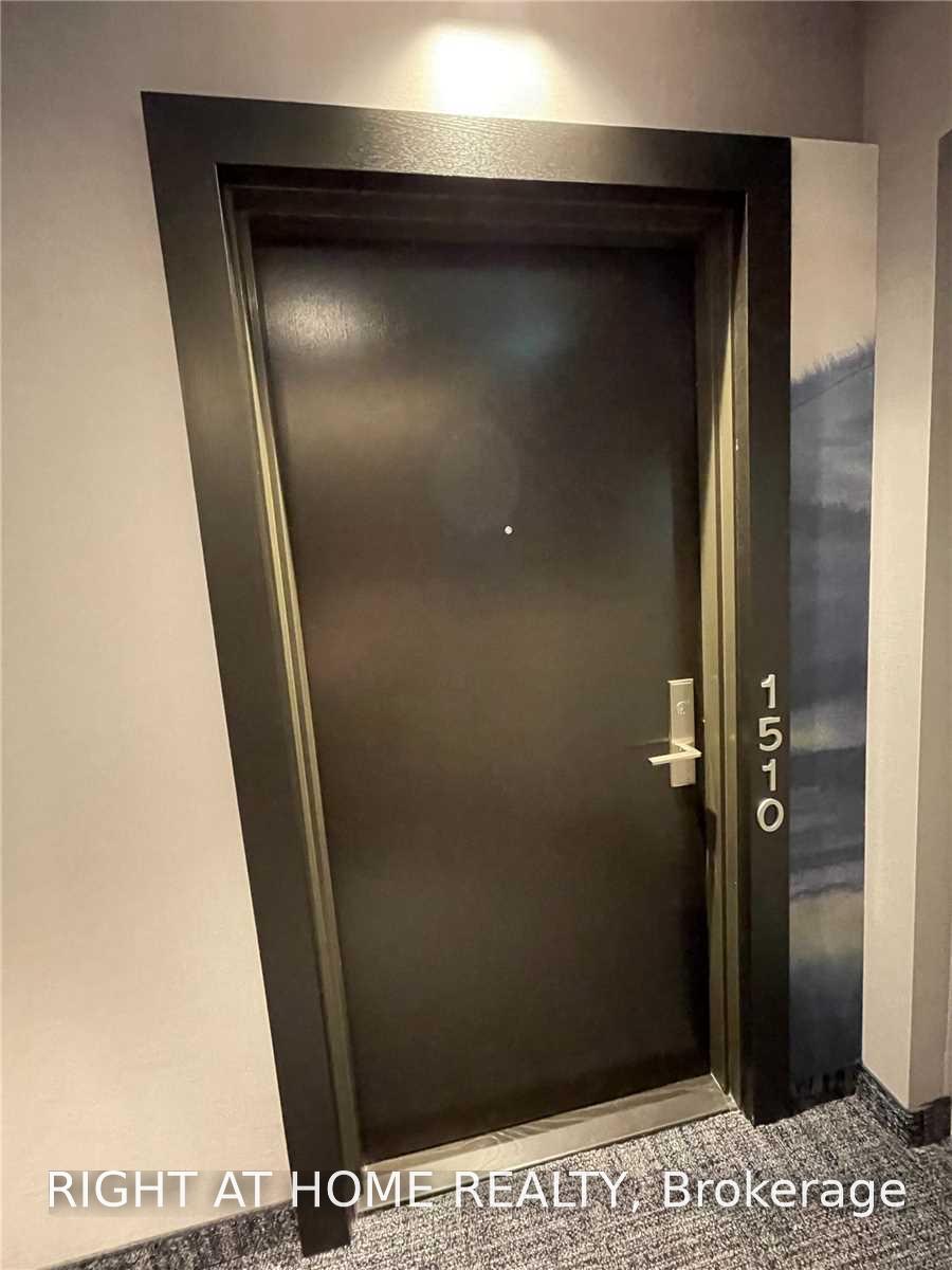 Photo 4 of Unit 1510, 181 Bedford Road, Toronto, The Annex — HOMEH