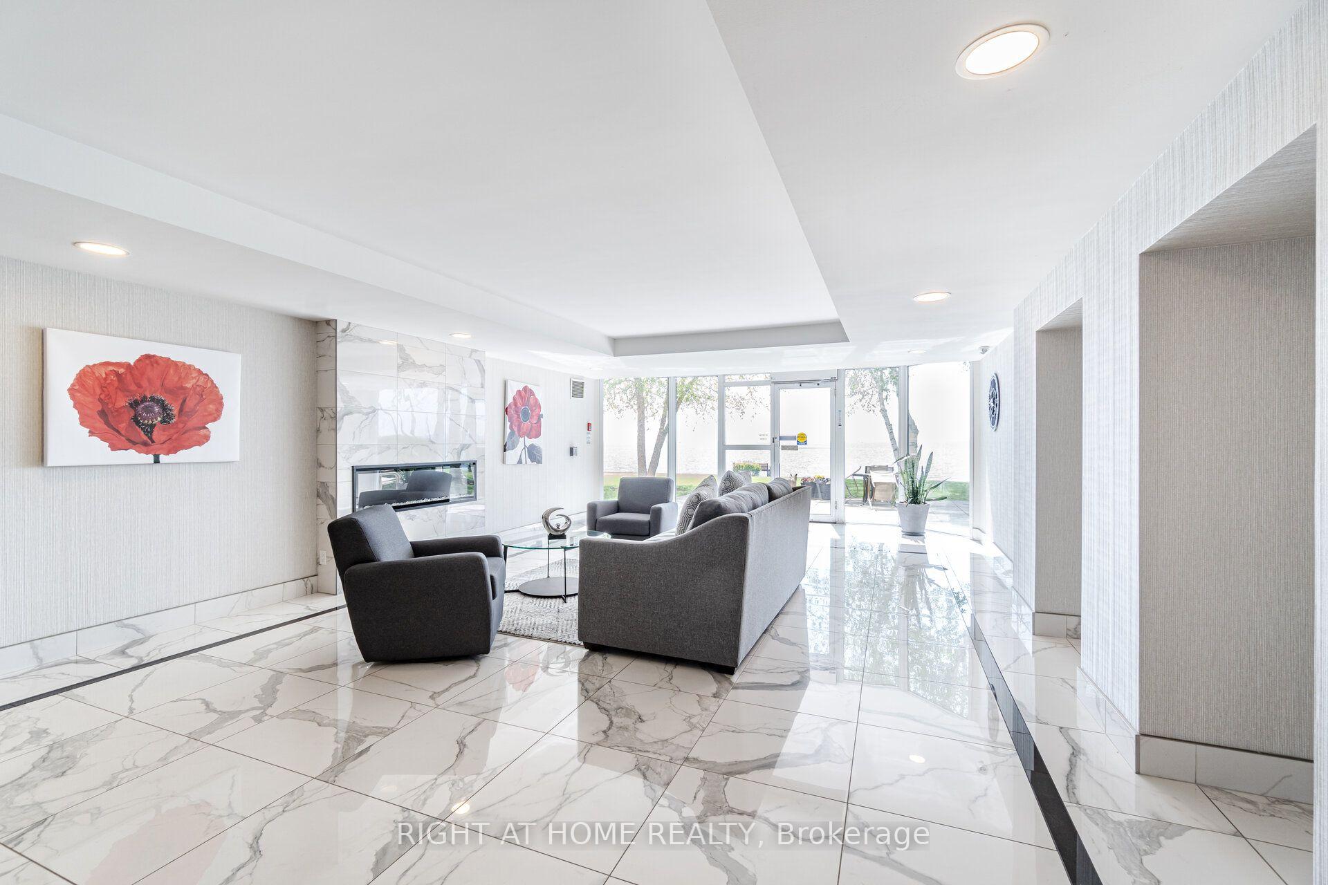 Photo 4 of Unit 1104, 5280 Lakeshore Road, Burlington, Appleby — HOMEH
