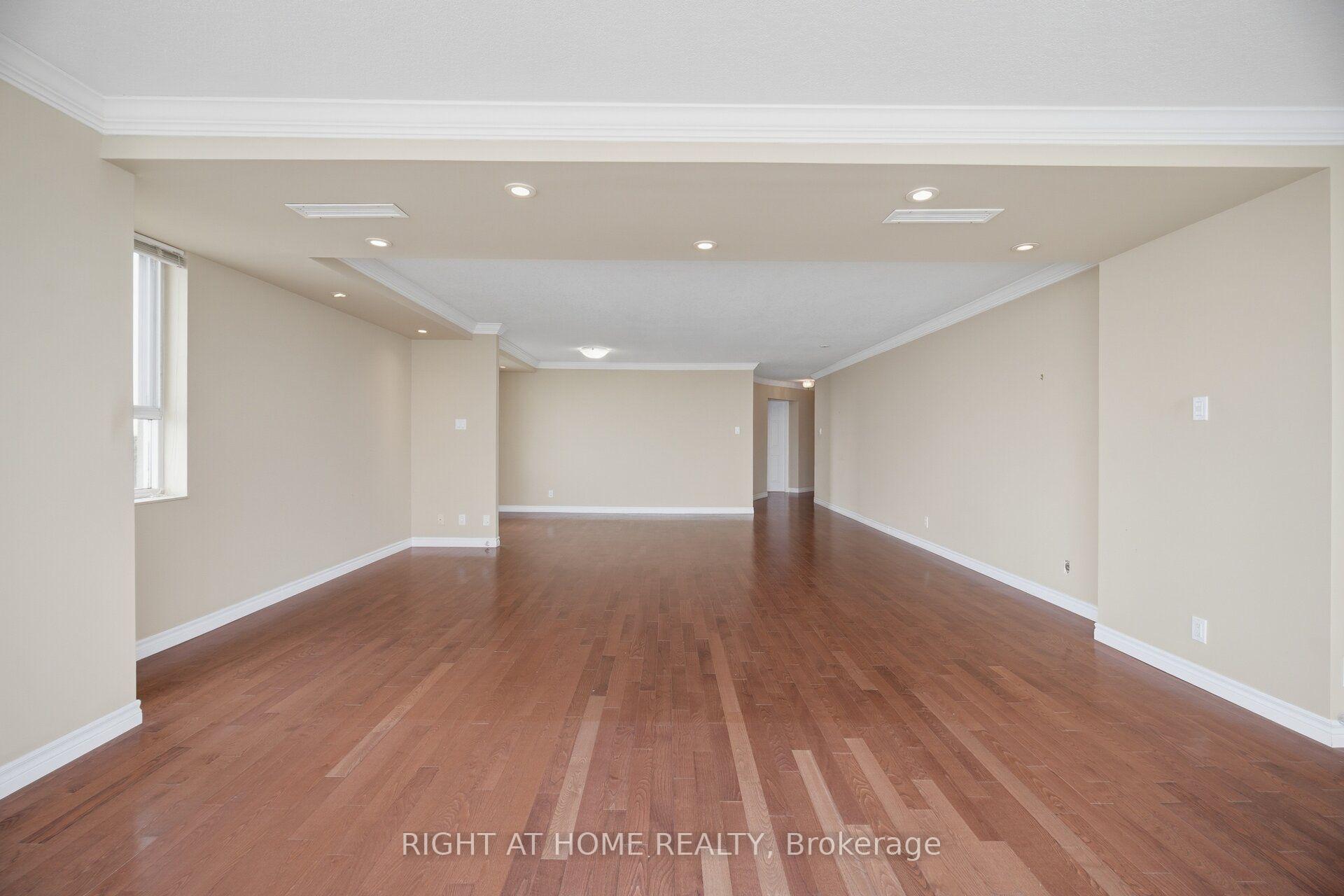 Photo 13 of Unit 1104, 5280 Lakeshore Road, Burlington, Appleby — HOMEH