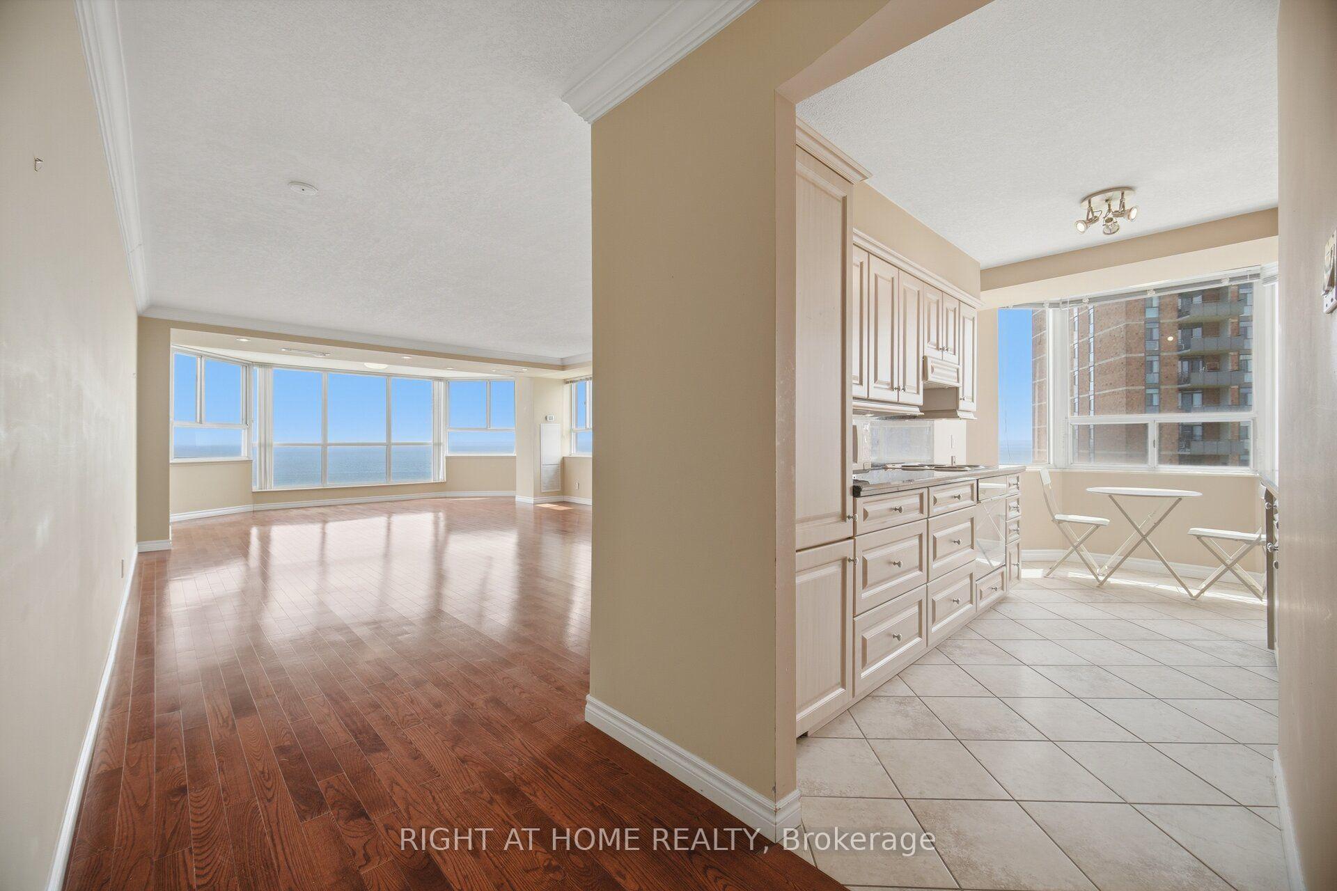 Photo 14 of Unit 1104, 5280 Lakeshore Road, Burlington, Appleby — HOMEH