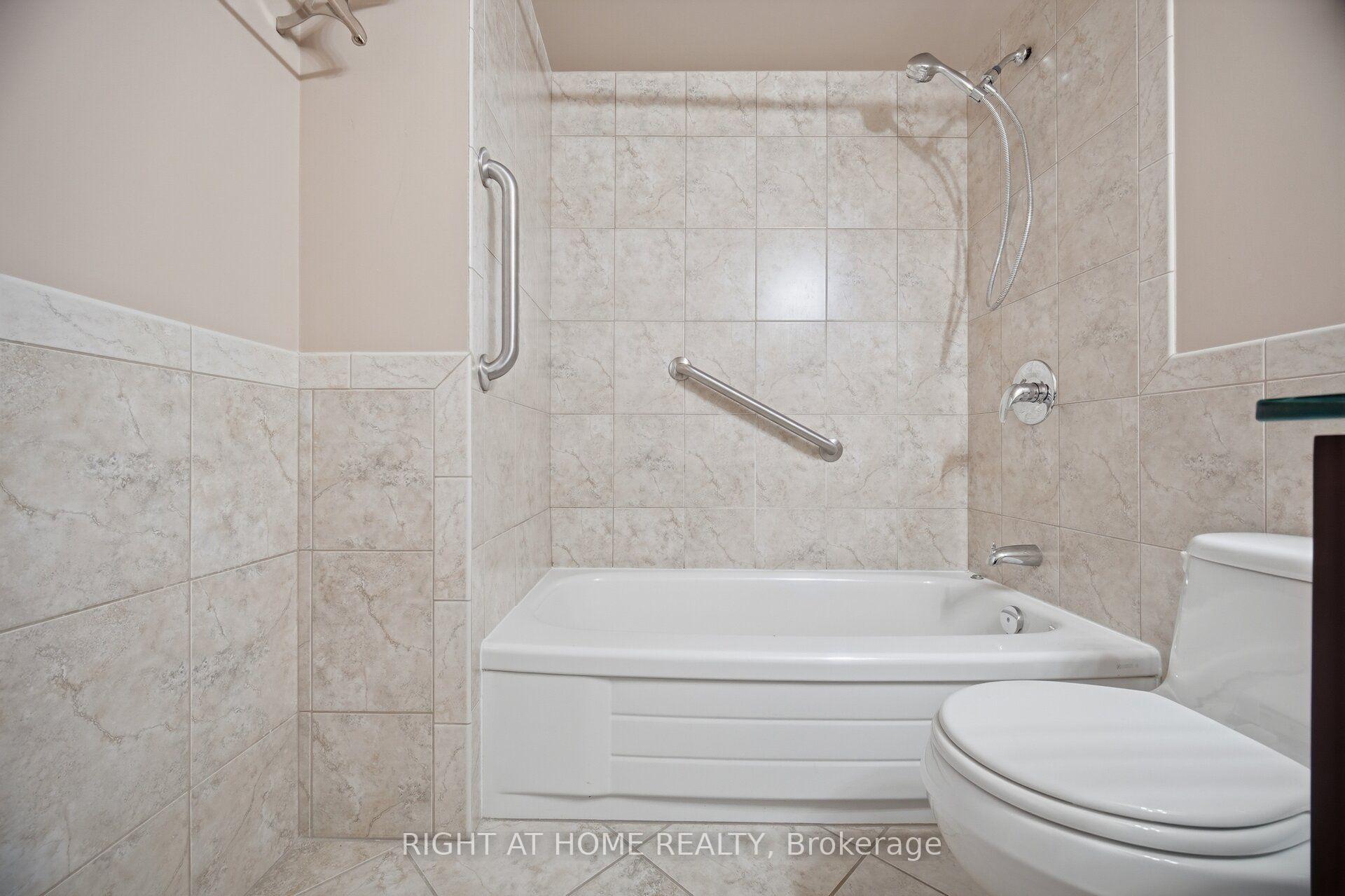 Photo 24 of Unit 1104, 5280 Lakeshore Road, Burlington, Appleby — HOMEH