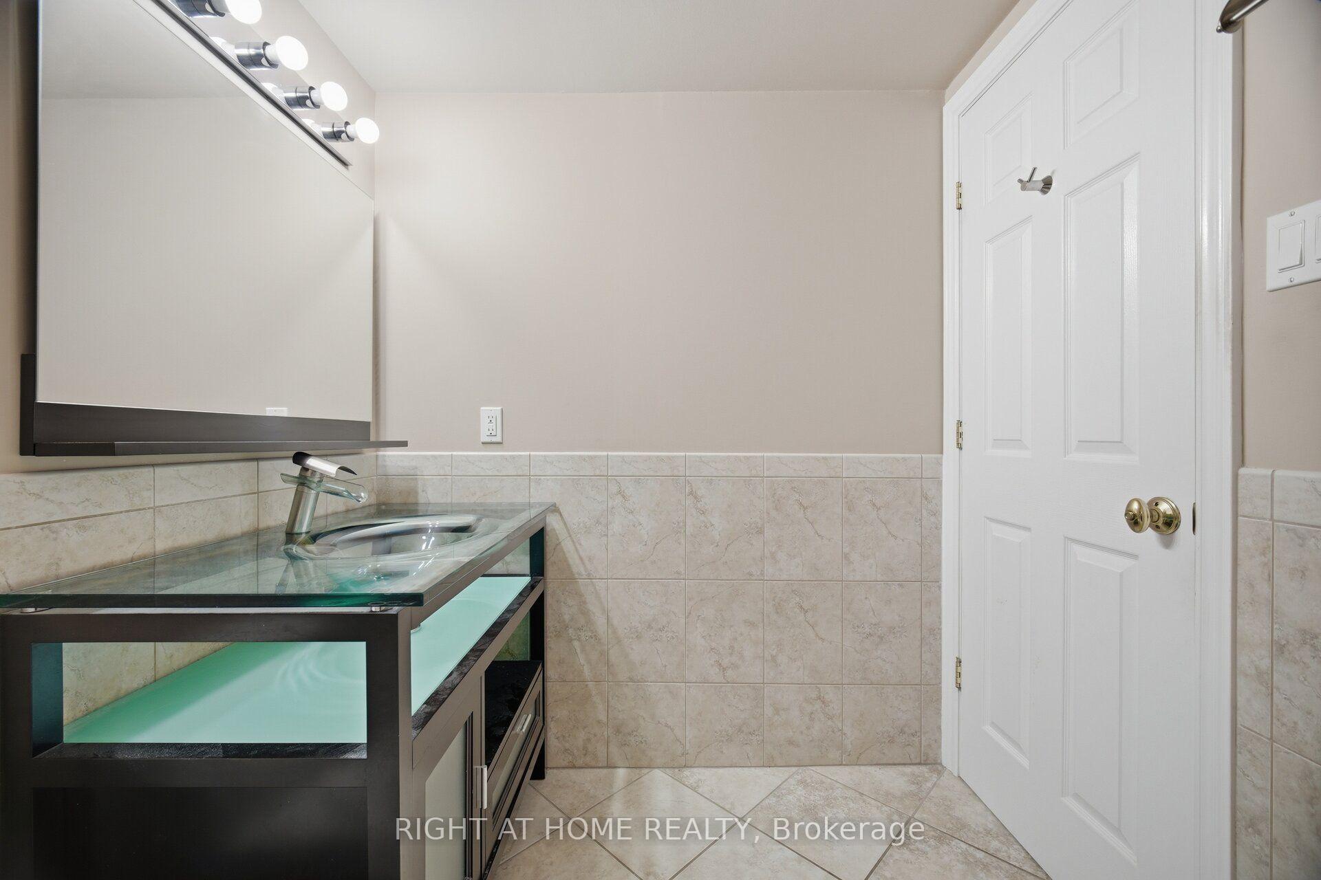 Photo 25 of Unit 1104, 5280 Lakeshore Road, Burlington, Appleby — HOMEH