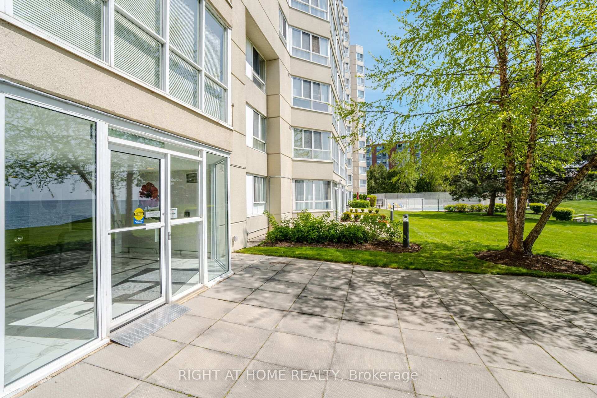 Photo 27 of Unit 1104, 5280 Lakeshore Road, Burlington, Appleby — HOMEH