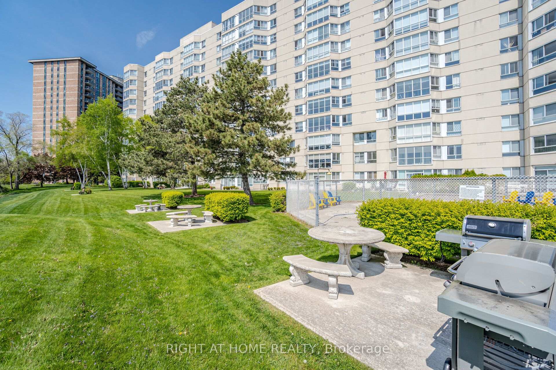 Photo 29 of Unit 1104, 5280 Lakeshore Road, Burlington, Appleby — HOMEH