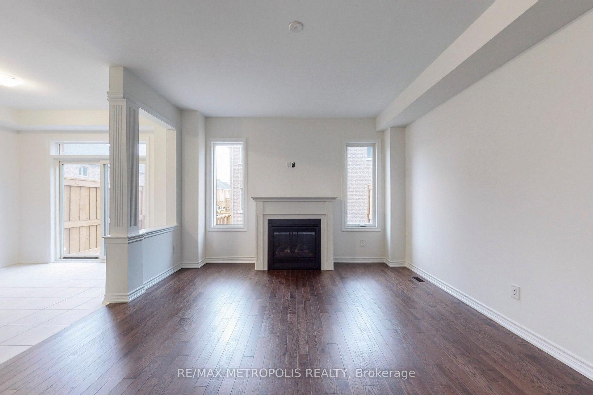 Photo 5 of 9 Caton Lane, Ajax, Northwest Ajax — HOMEH