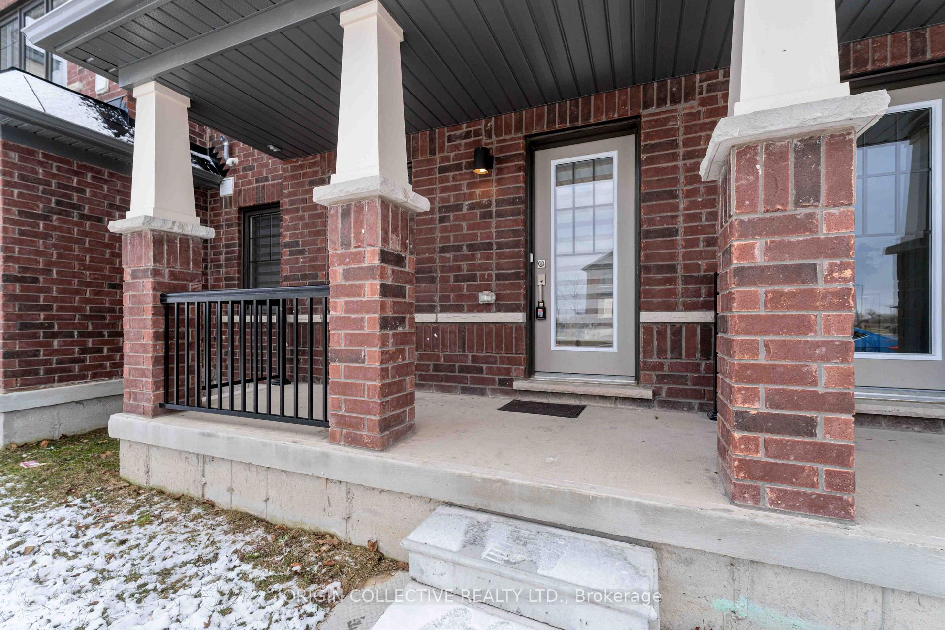 Photo 4 of Unit 14, 185 Bedrock Drive S, Hamilton, Stoney Creek Mountain — HOMEH