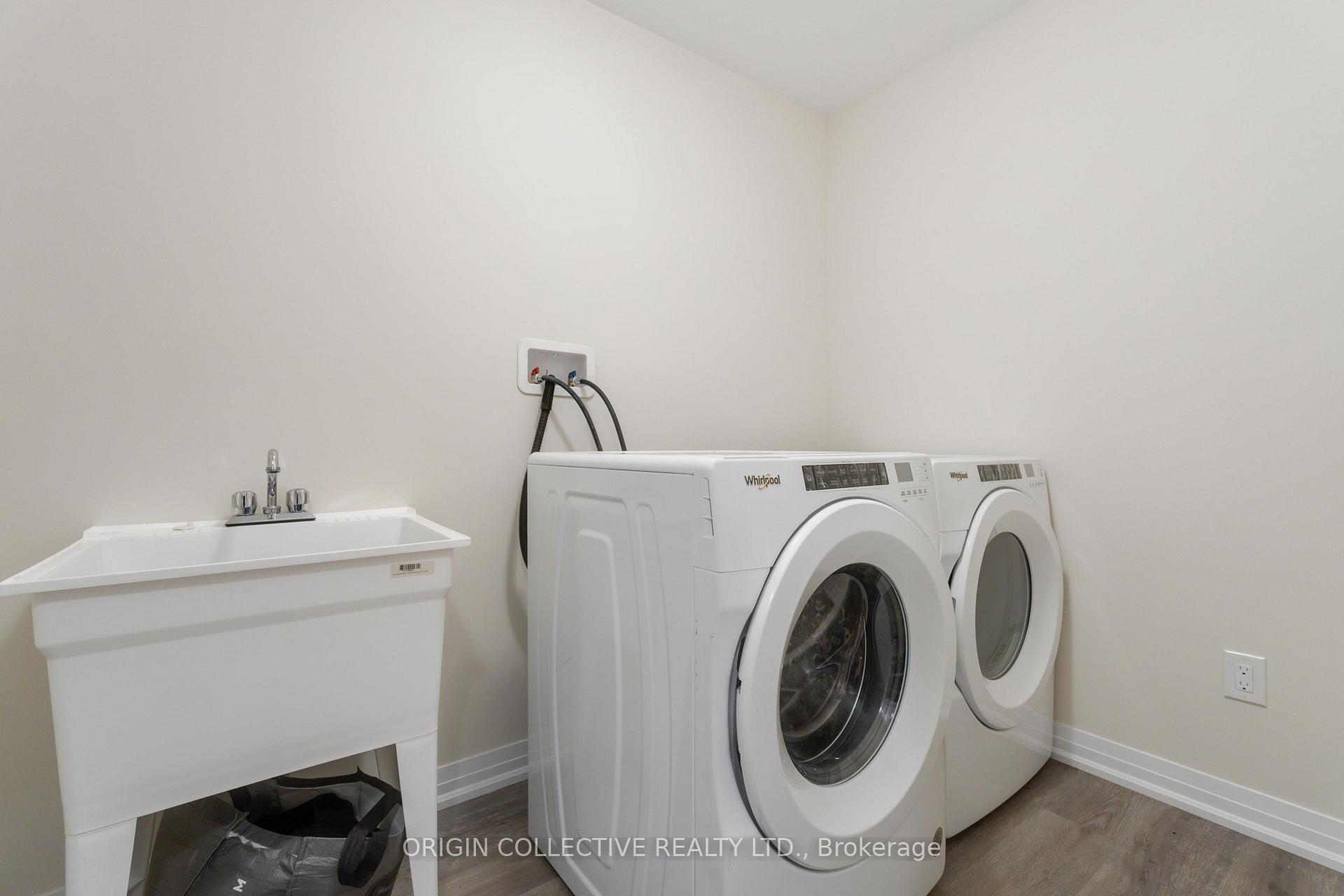 Photo 10 of Unit 14, 185 Bedrock Drive S, Hamilton, Stoney Creek Mountain — HOMEH