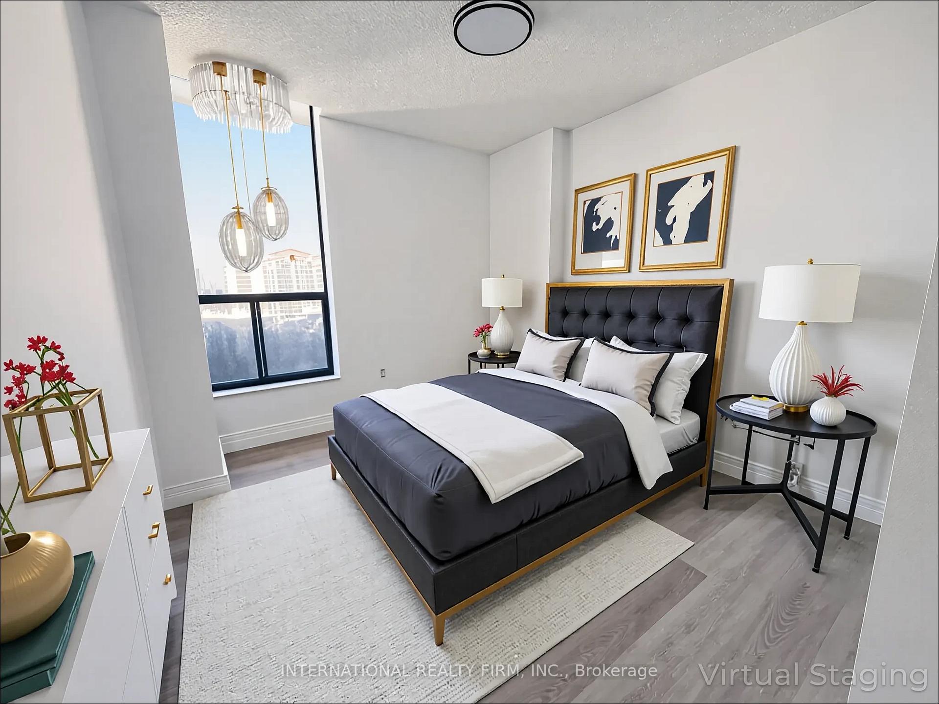 Photo 4 of Unit PH03, 75 Graydon Hall Drive, North York, Parkwoods-Donalda — HOMEH