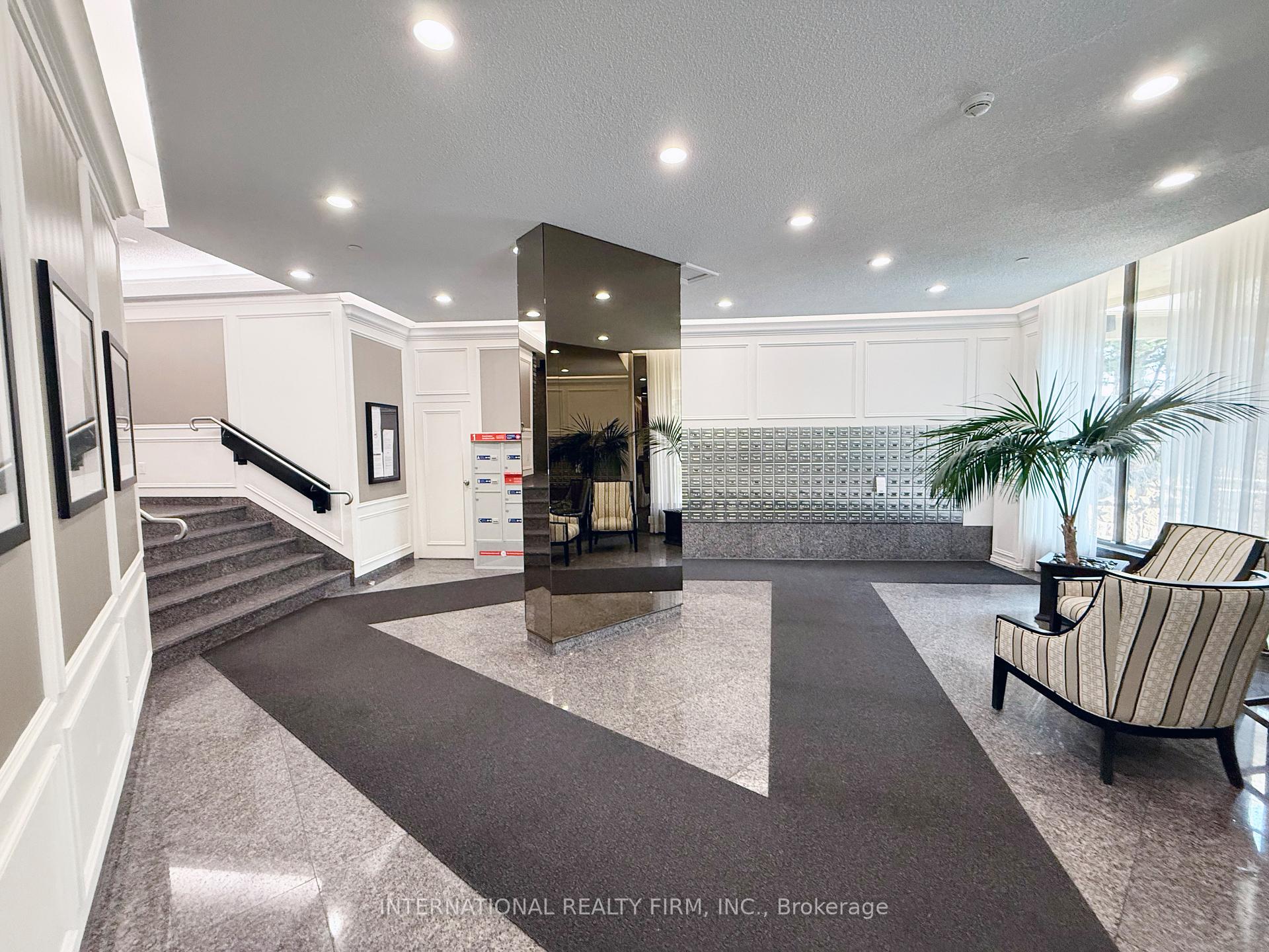 Photo 17 of Unit PH03, 75 Graydon Hall Drive, North York, Parkwoods-Donalda — HOMEH