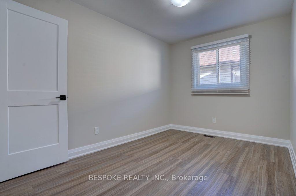 Photo 12 of Unit Main, 370 Colonsay Court, Oshawa, McLaughlin — HOMEH