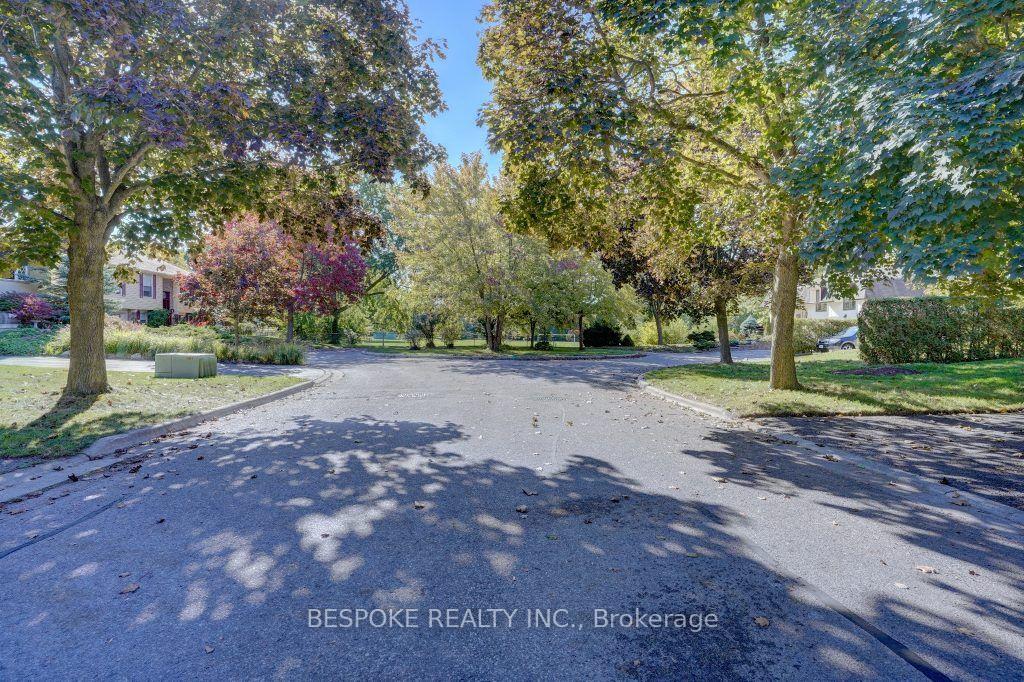 Photo 20 of Unit Main, 370 Colonsay Court, Oshawa, McLaughlin — HOMEH