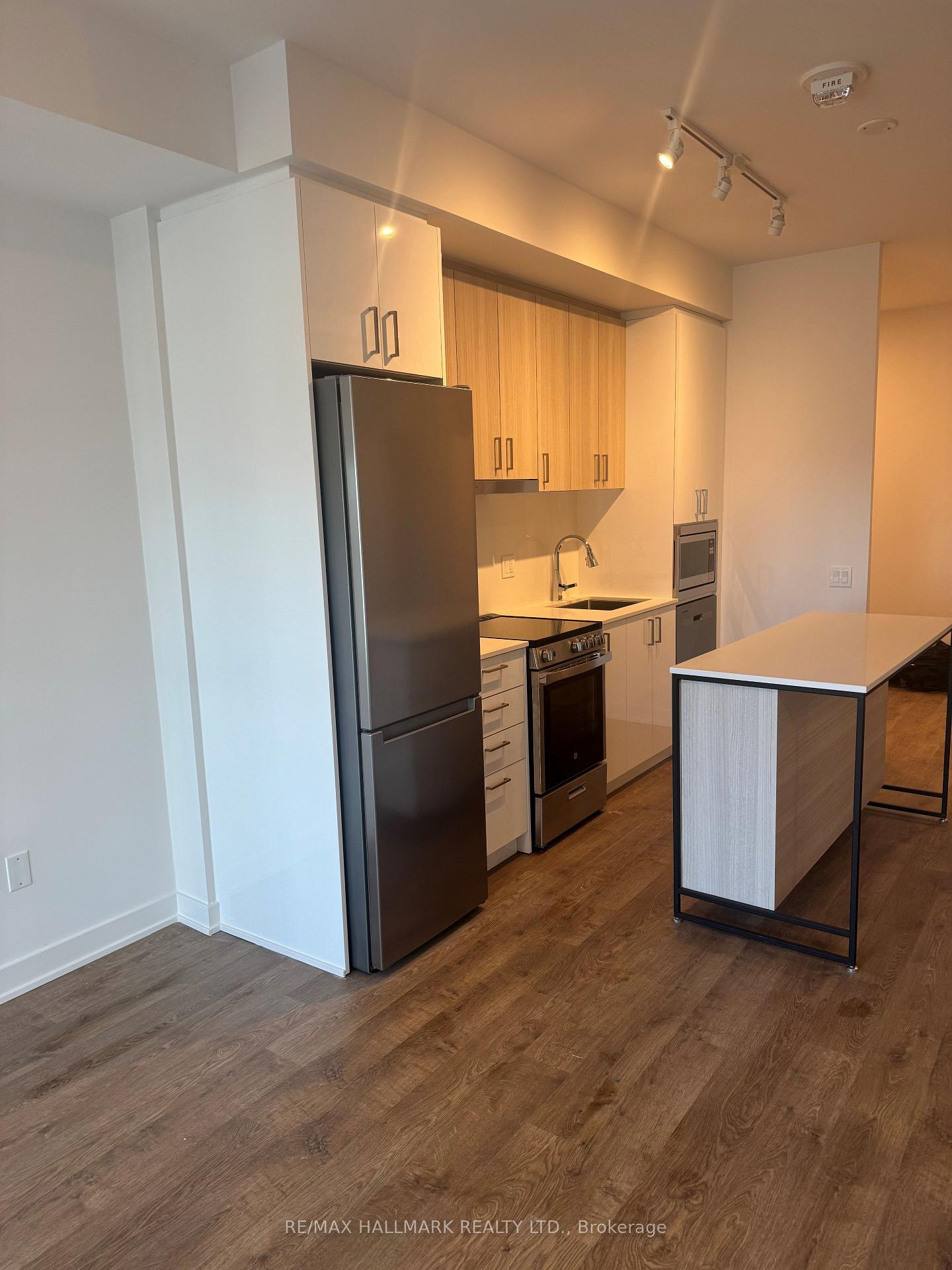 Photo 5 of Unit 2909, 30 Upper Mall Way, Vaughan, Brownridge — HOMEH