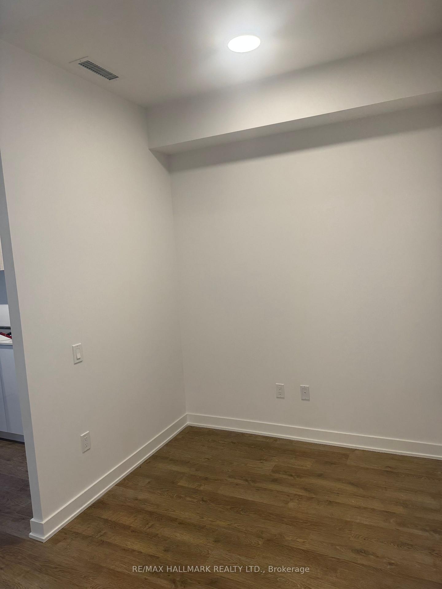 Photo 9 of Unit 2909, 30 Upper Mall Way, Vaughan, Brownridge — HOMEH