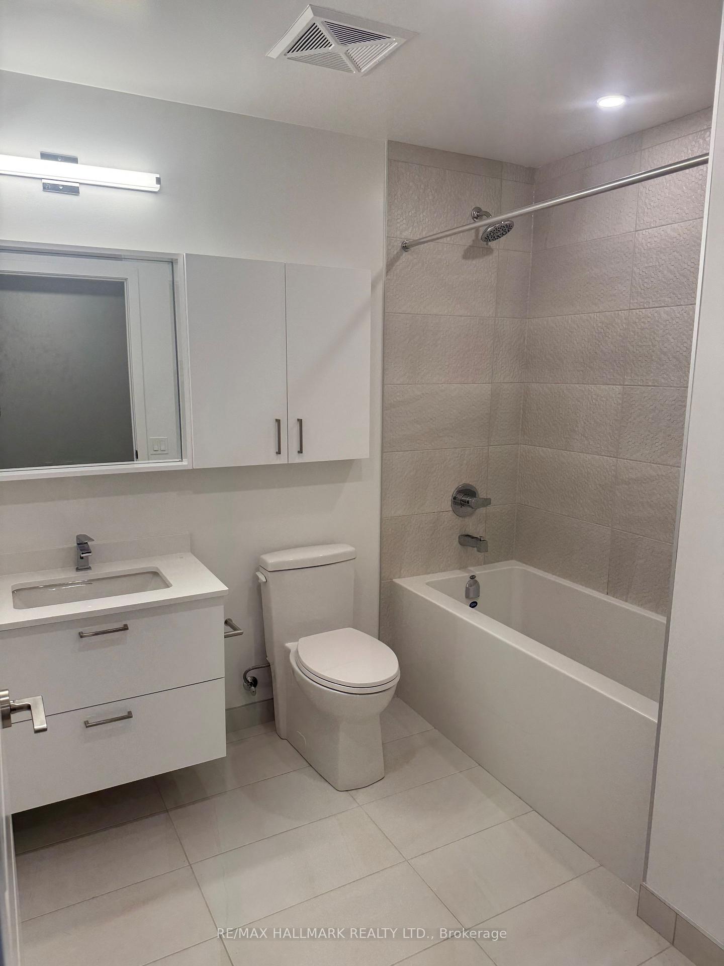 Photo 11 of Unit 2909, 30 Upper Mall Way, Vaughan, Brownridge — HOMEH