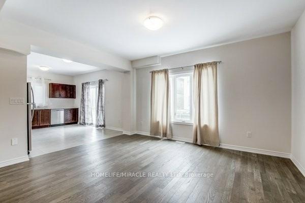 Photo 2 of 275 Bethune Avenue, Welland, Lincoln/Crowland — HOMEH
