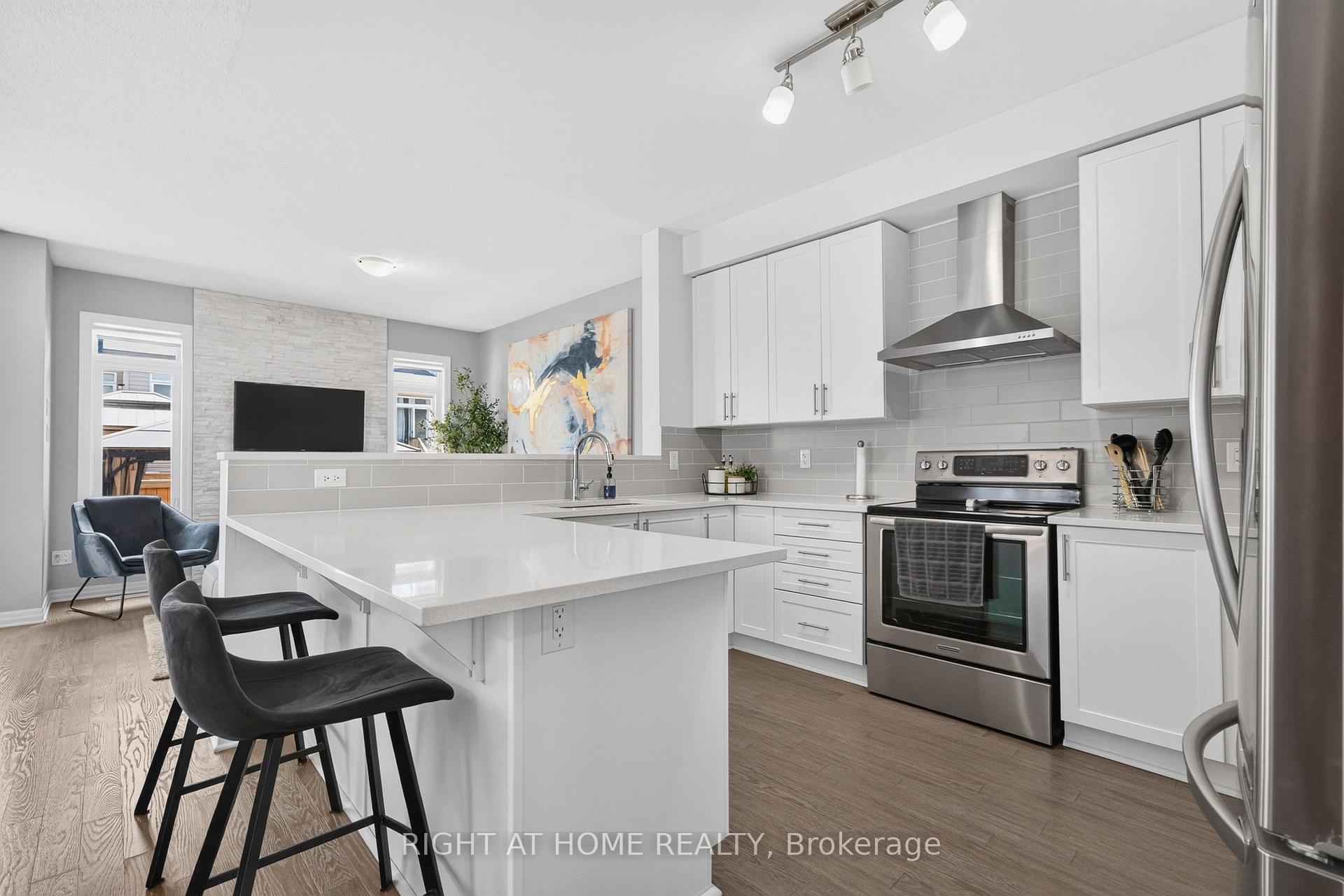 Photo 20 of 624 Spring Valley Drive, Ottawa, Chapel Hill — HOMEH