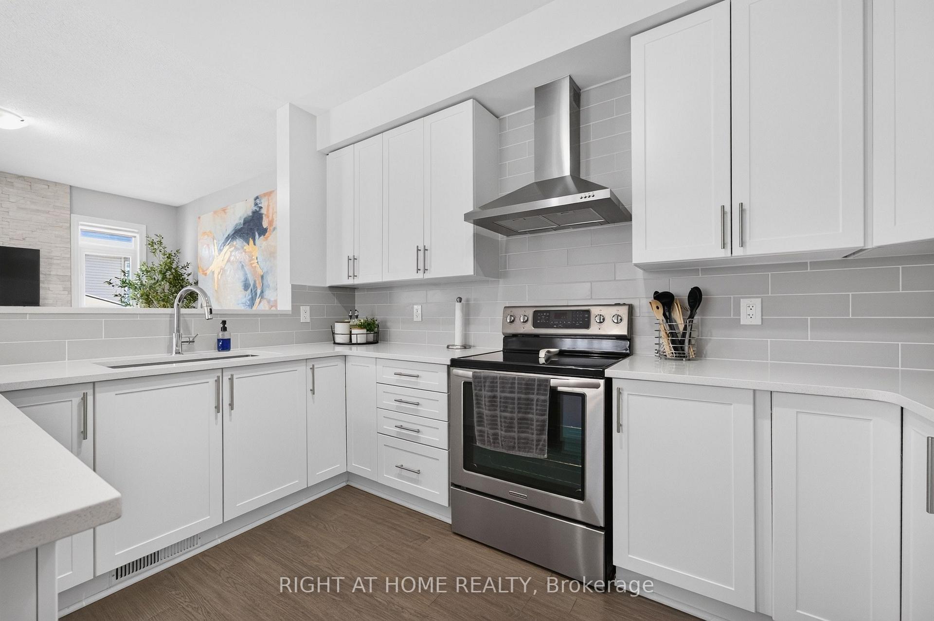 Photo 21 of 624 Spring Valley Drive, Ottawa, Chapel Hill — HOMEH