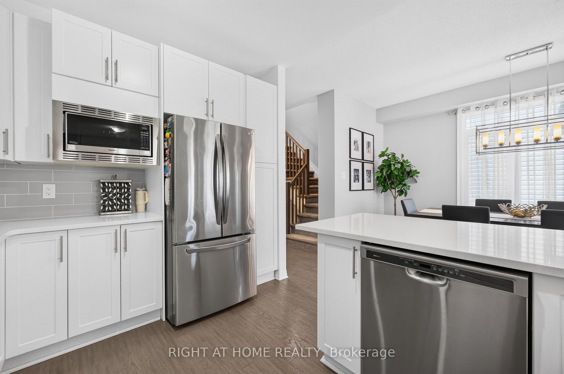 Photo 23 of 624 Spring Valley Drive, Ottawa, Chapel Hill — HOMEH