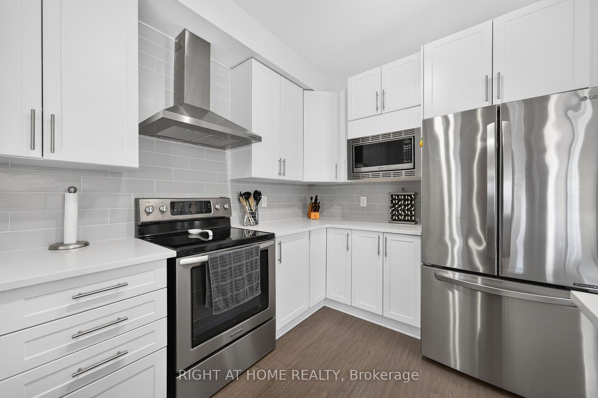 Photo 24 of 624 Spring Valley Drive, Ottawa, Chapel Hill — HOMEH