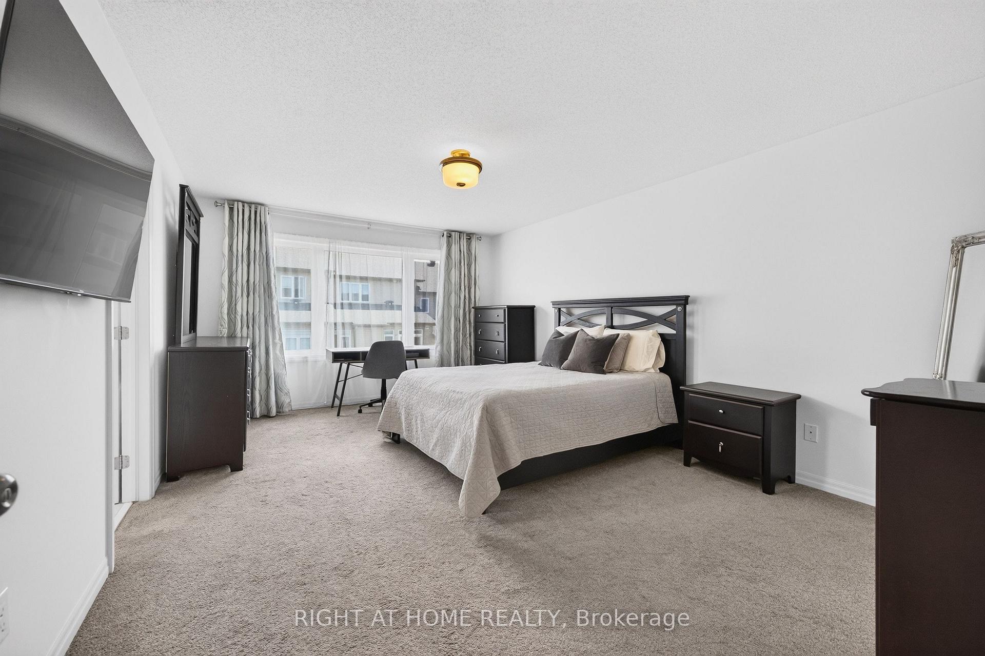 Photo 29 of 624 Spring Valley Drive, Ottawa, Chapel Hill — HOMEH