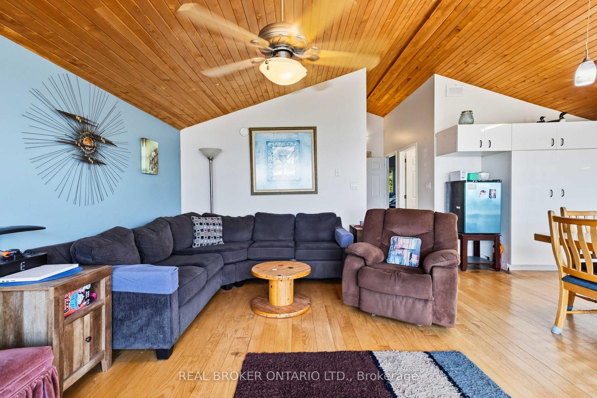 Photo 21 of 12 Hamdun Lane, Haldimand — HOMEH