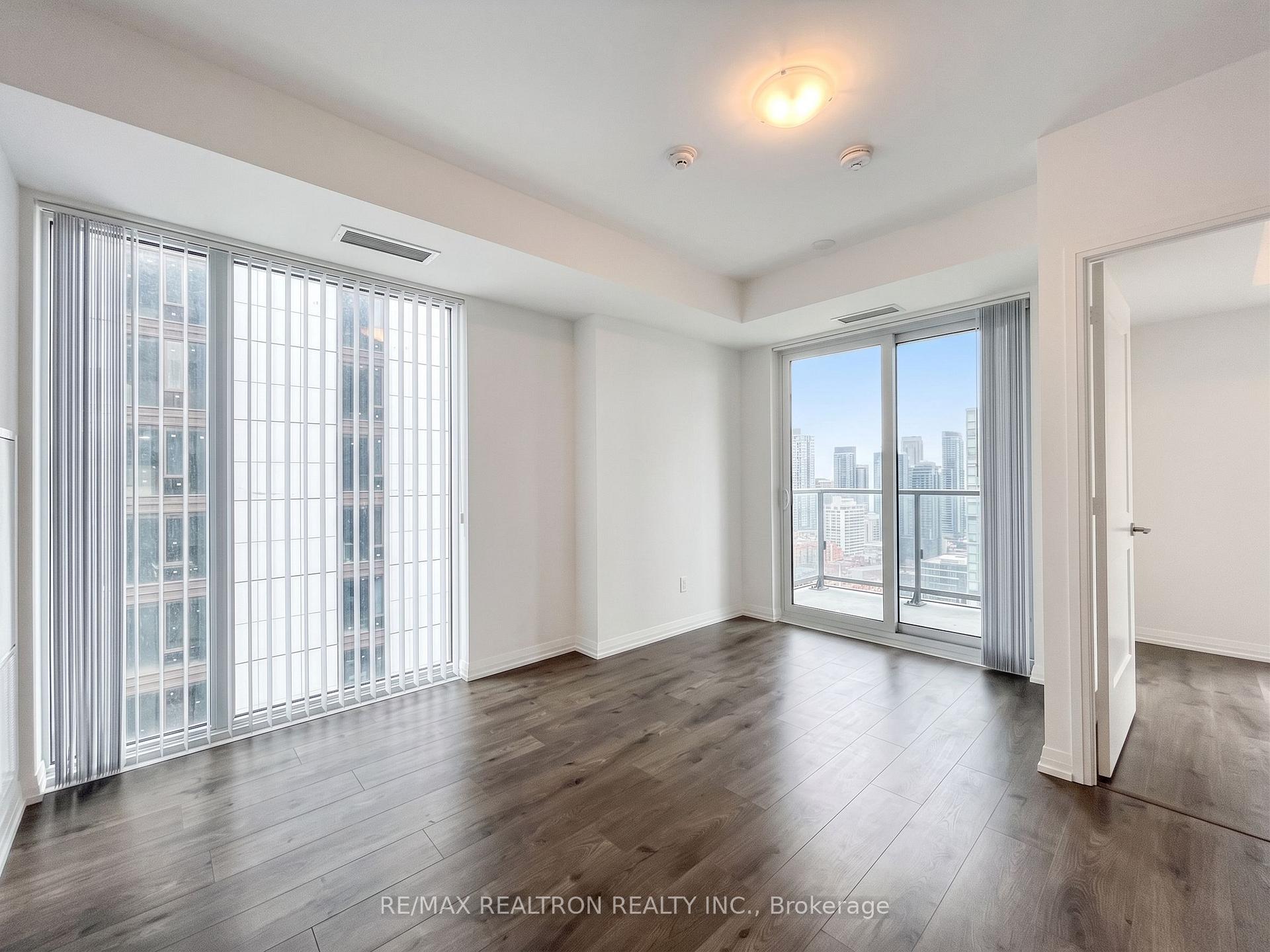 Photo 5 of Unit 2305, 8 Widmer Street, Toronto, Waterfront Communities — HOMEH